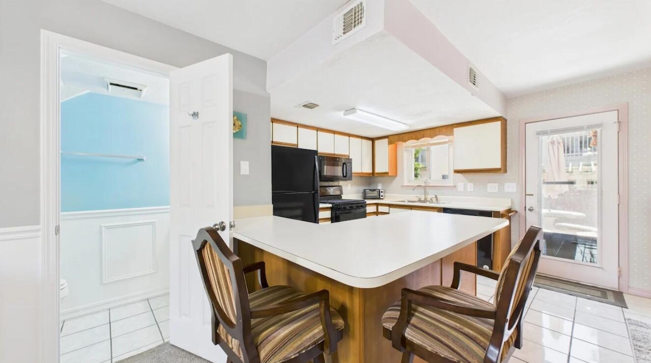 GULF HIGHLAND BEACH RESORT UNREC - Residential