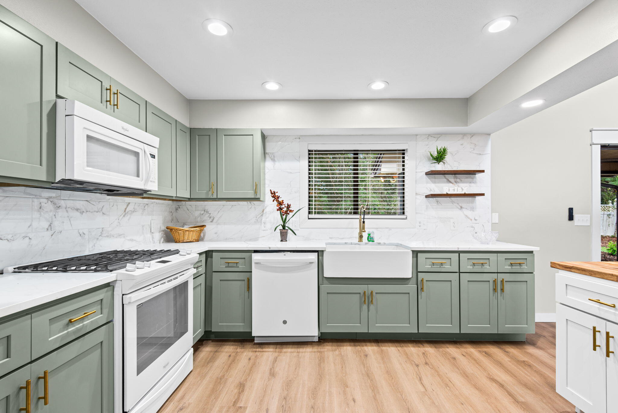 LANCASTER ESTATES - Residential