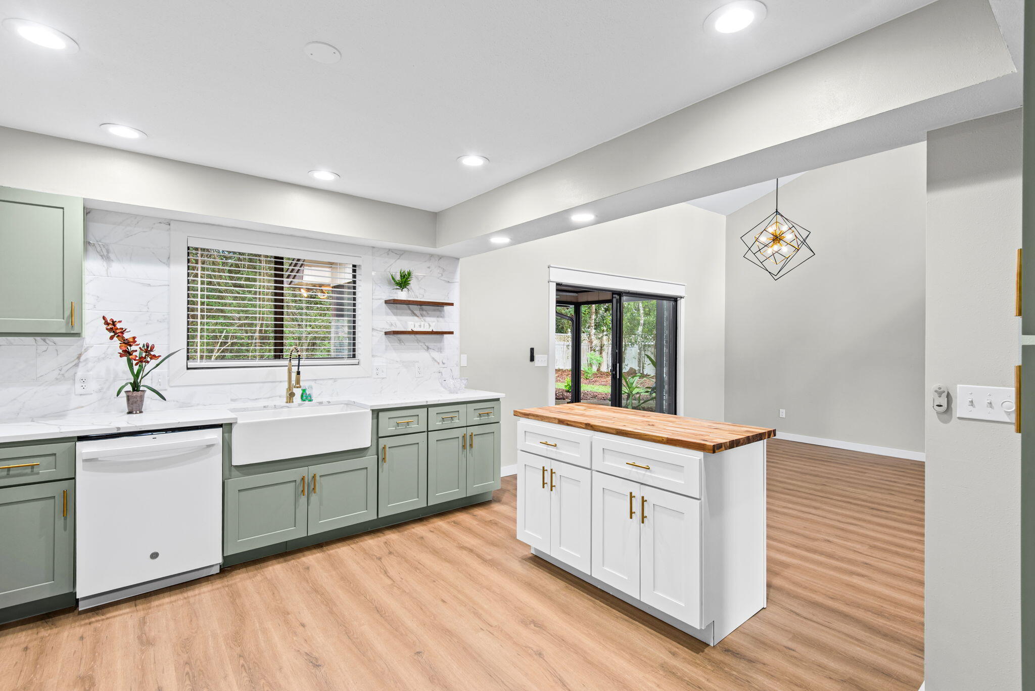 LANCASTER ESTATES - Residential