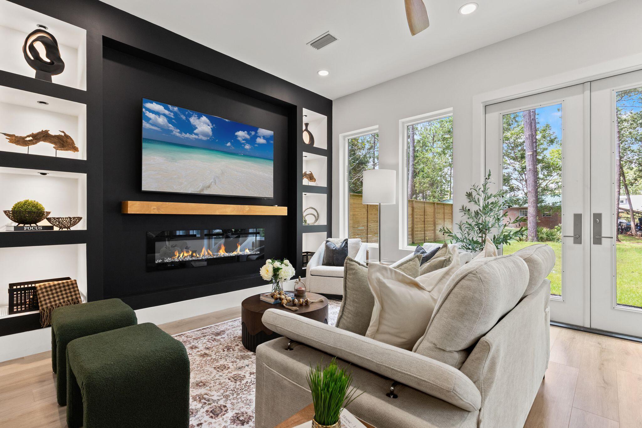 MAGNOLIA BEACH - Residential