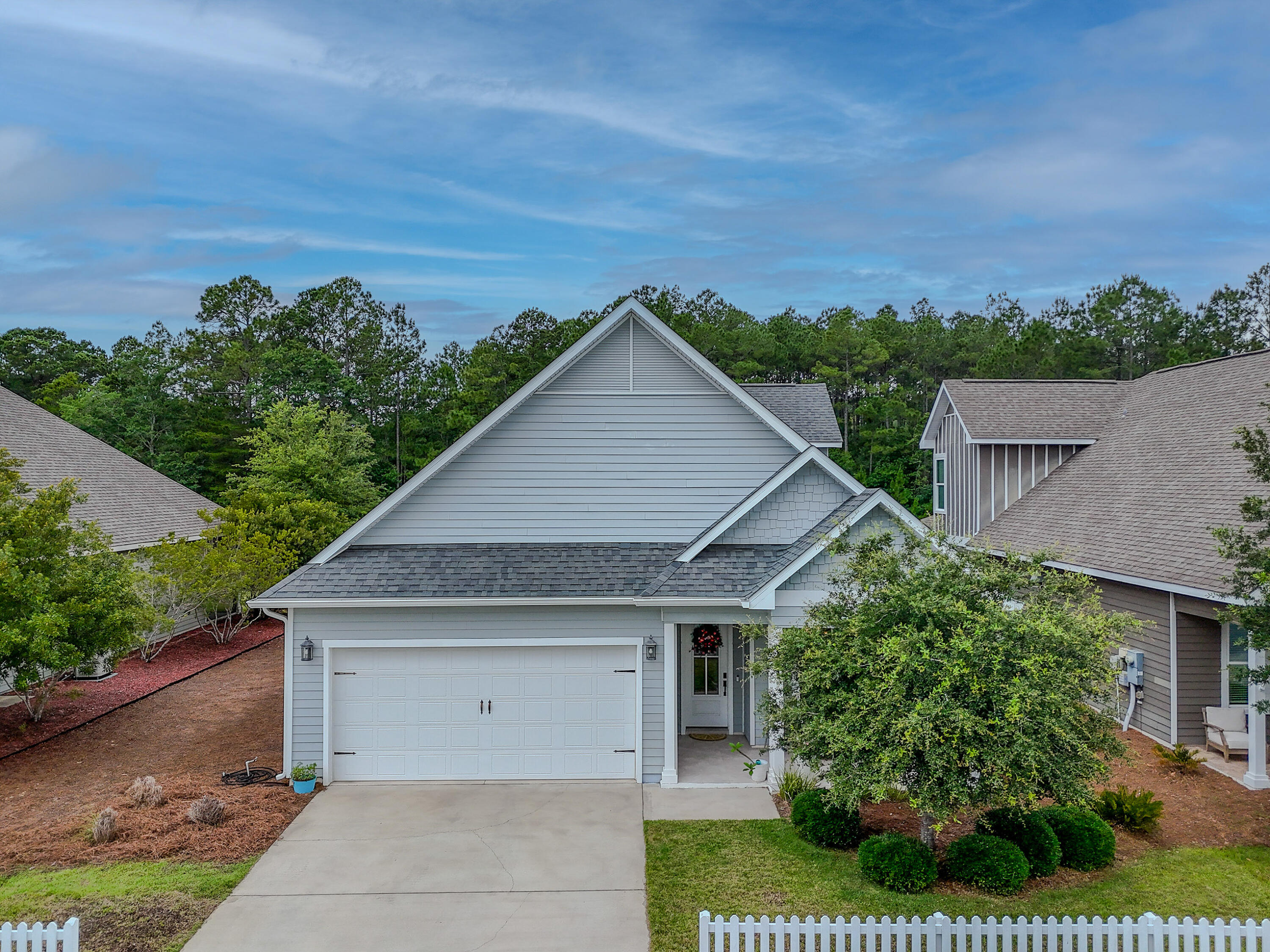 PARADISE COVE - Residential