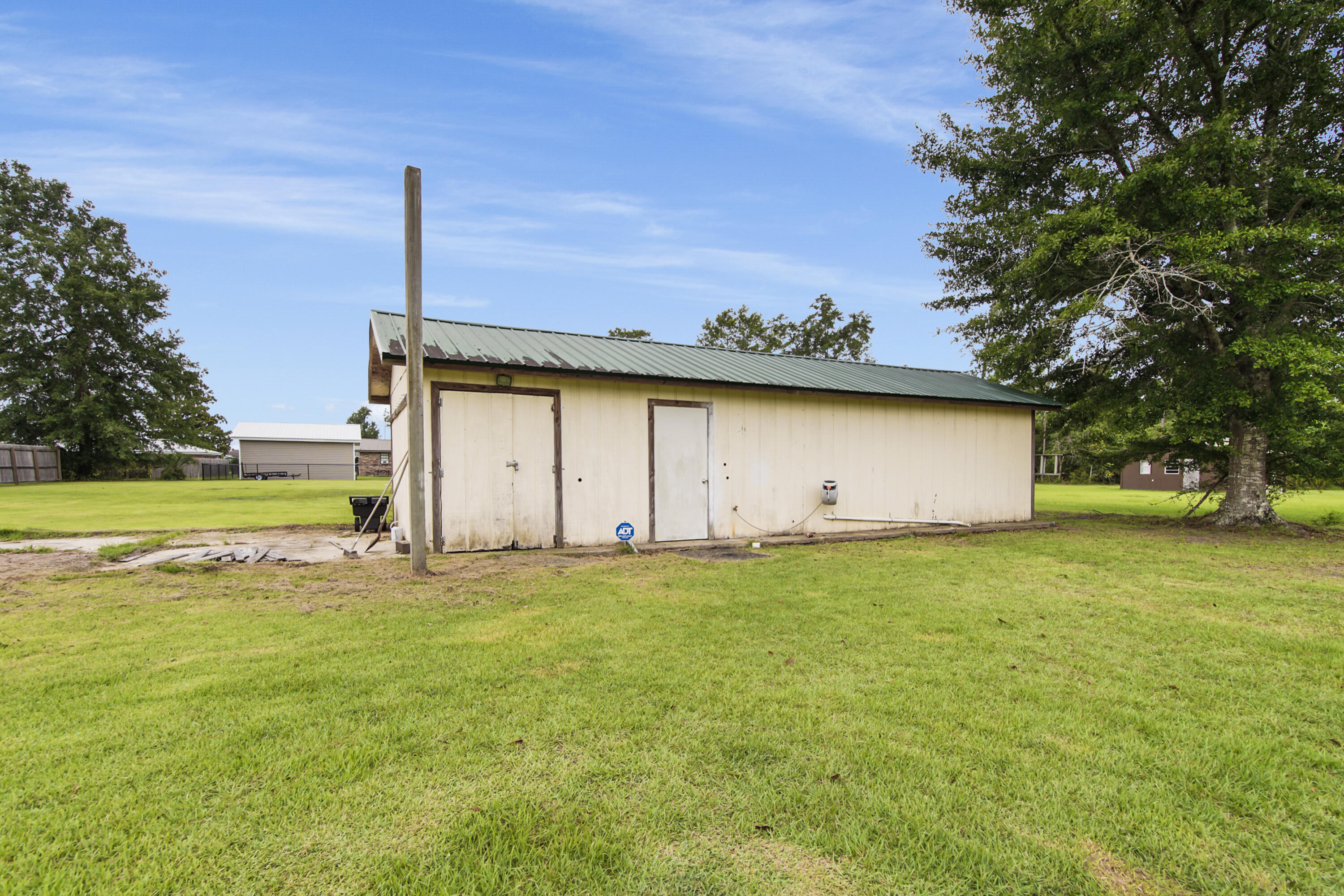 NO RECORDED SUBDIVISION - Residential