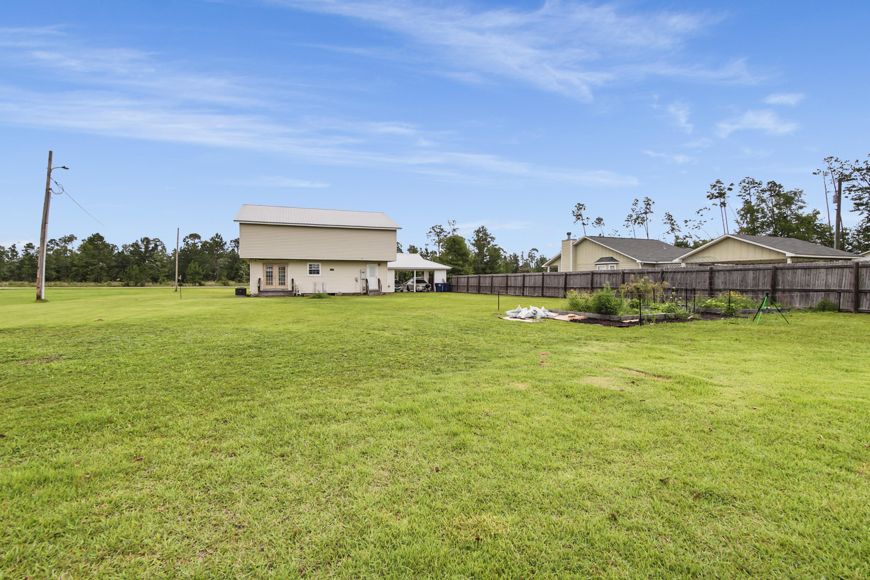 NO RECORDED SUBDIVISION - Residential