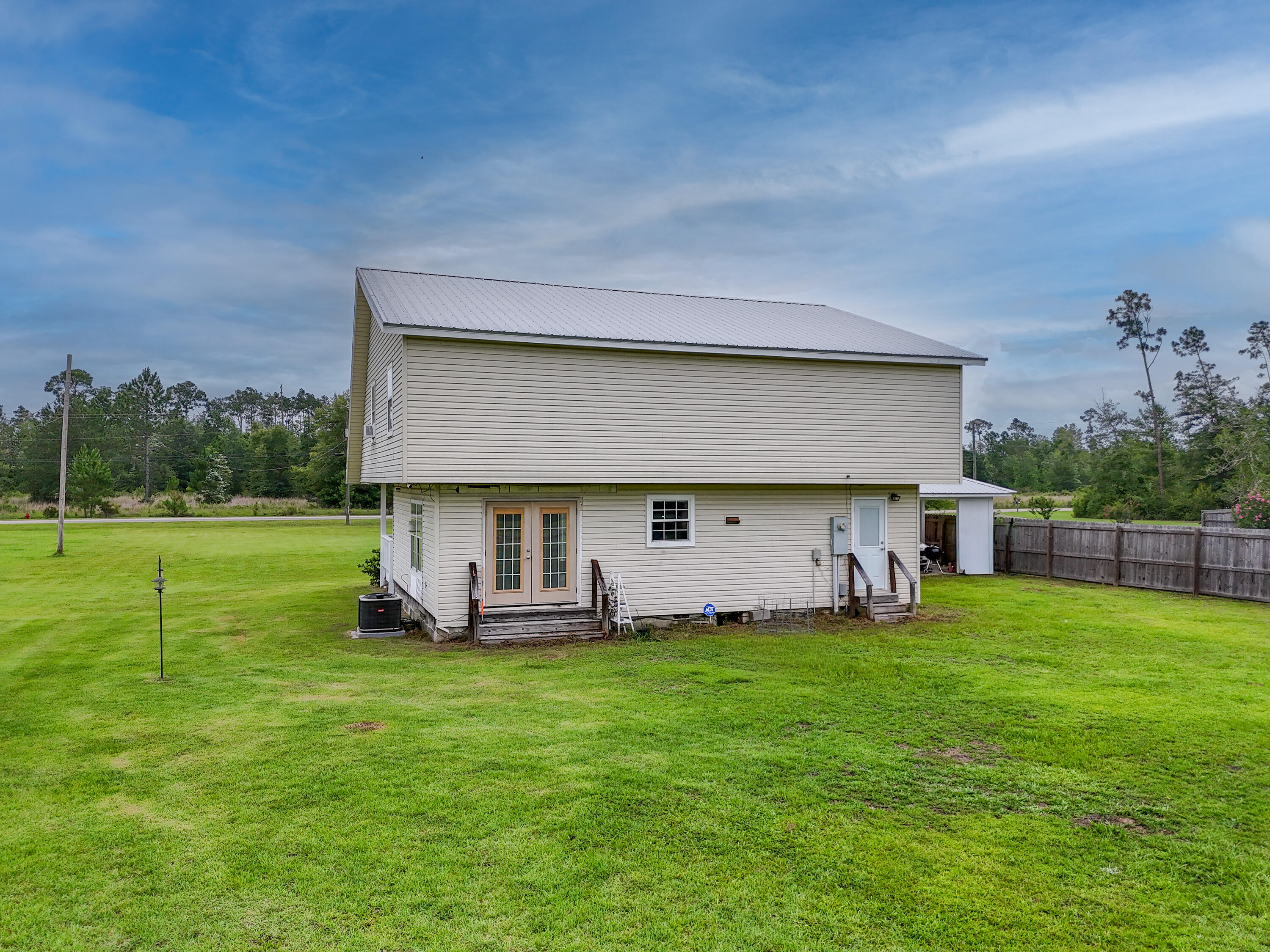 NO RECORDED SUBDIVISION - Residential