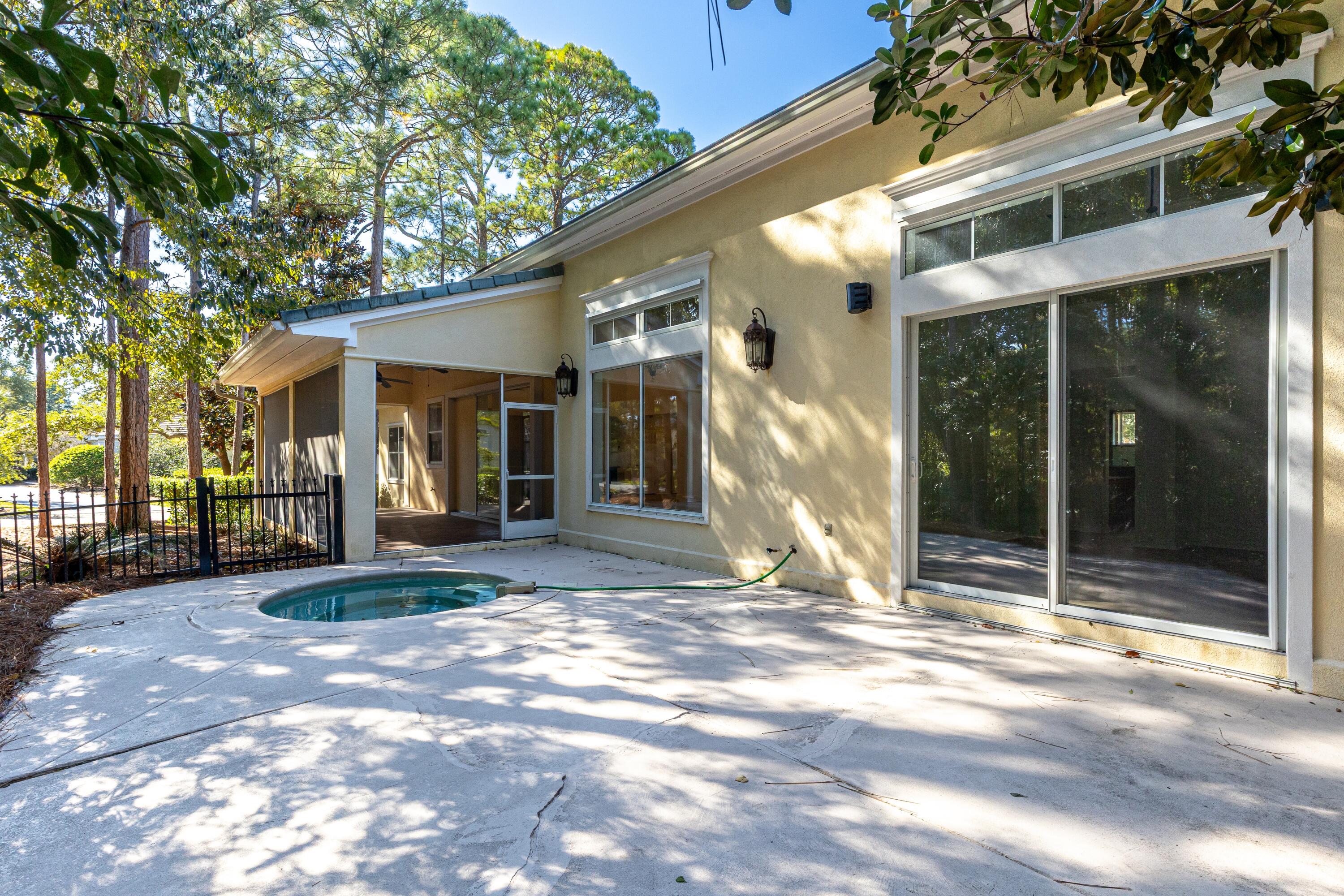 BURNT PINE - Residential Lease