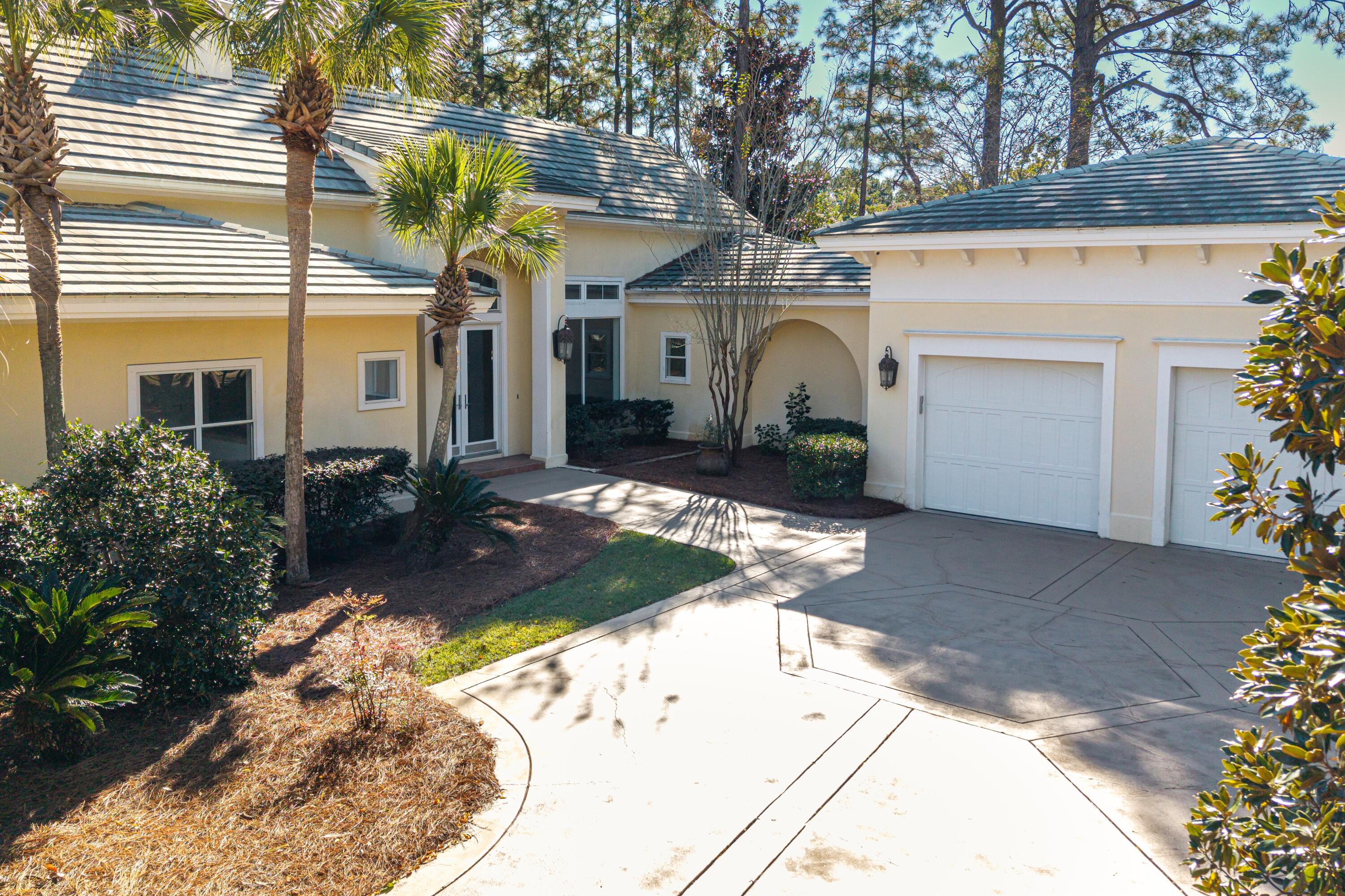 BURNT PINE - Residential Lease