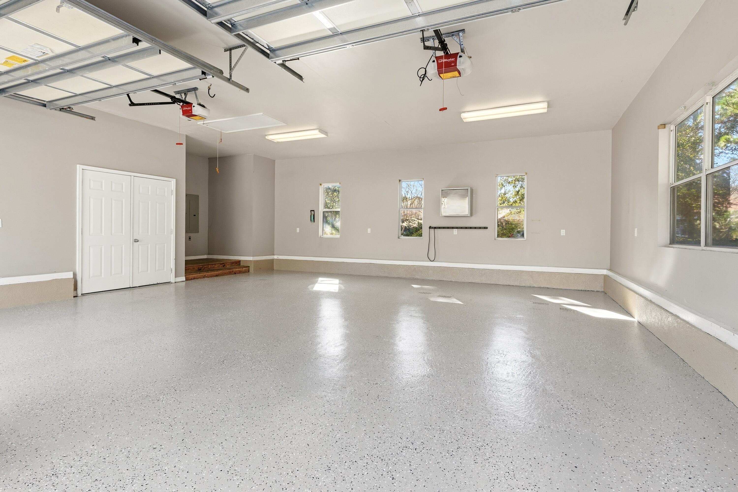 BURNT PINE - Residential Lease