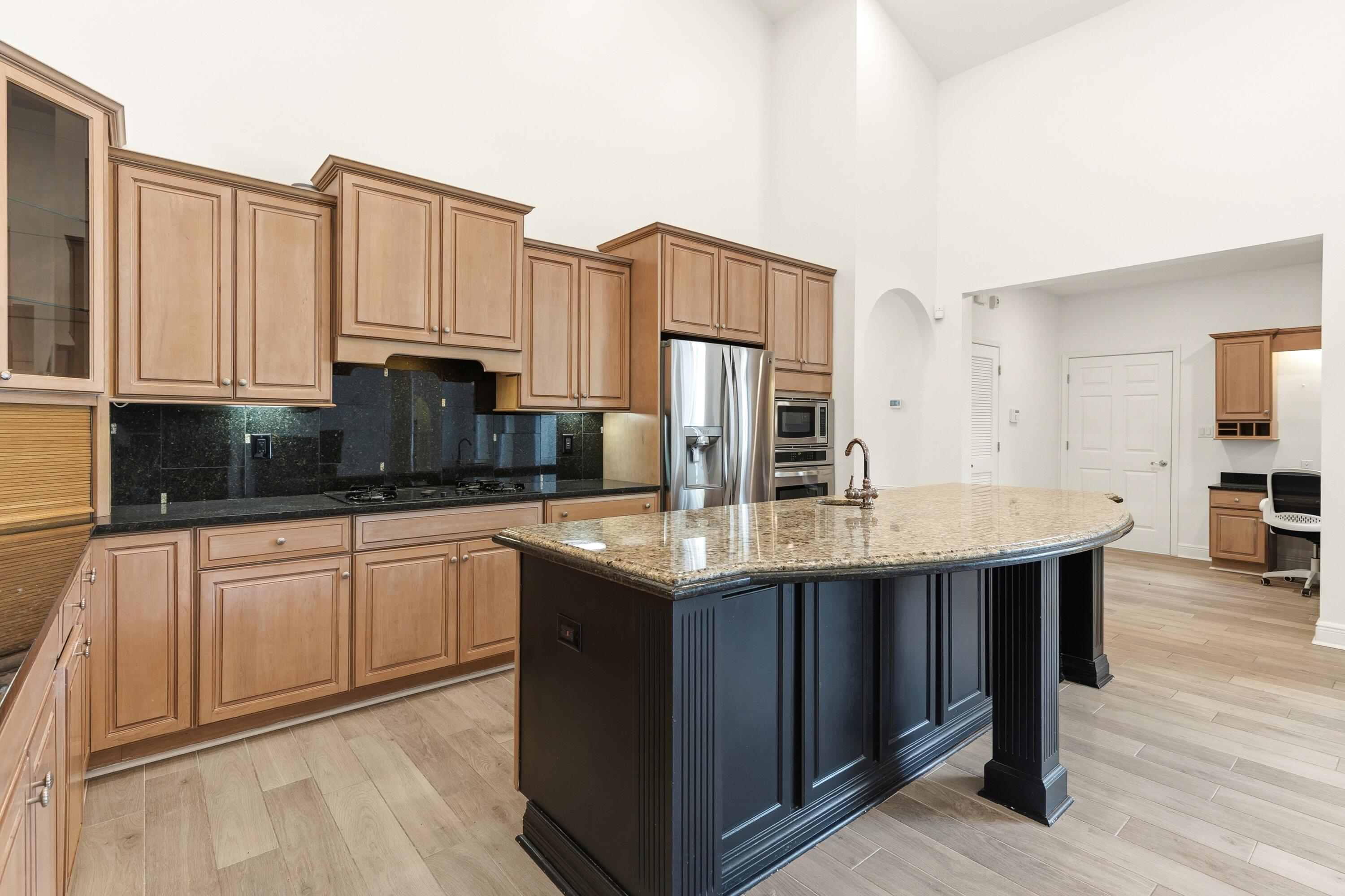 BURNT PINE - Residential Lease