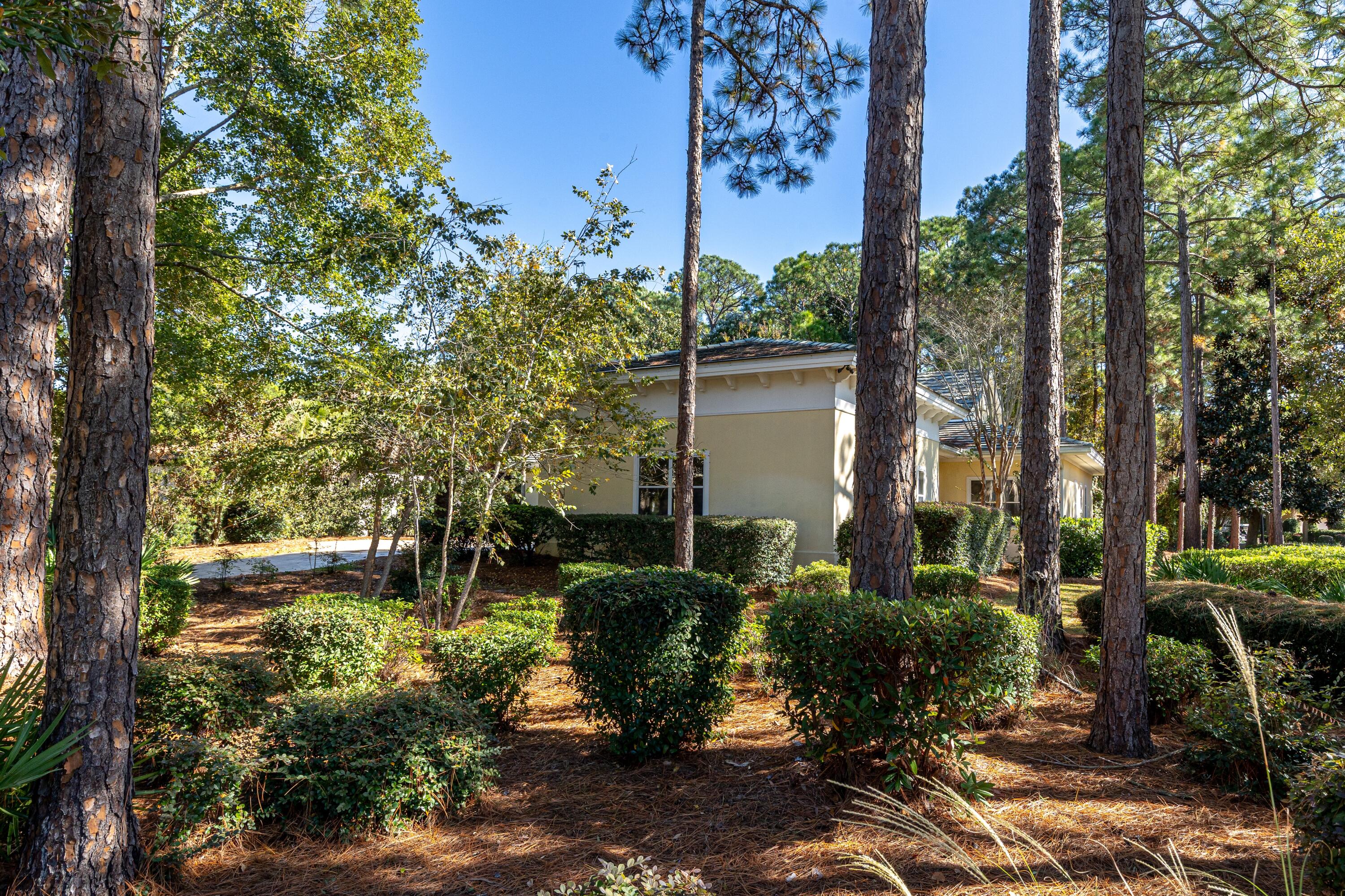 BURNT PINE - Residential Lease