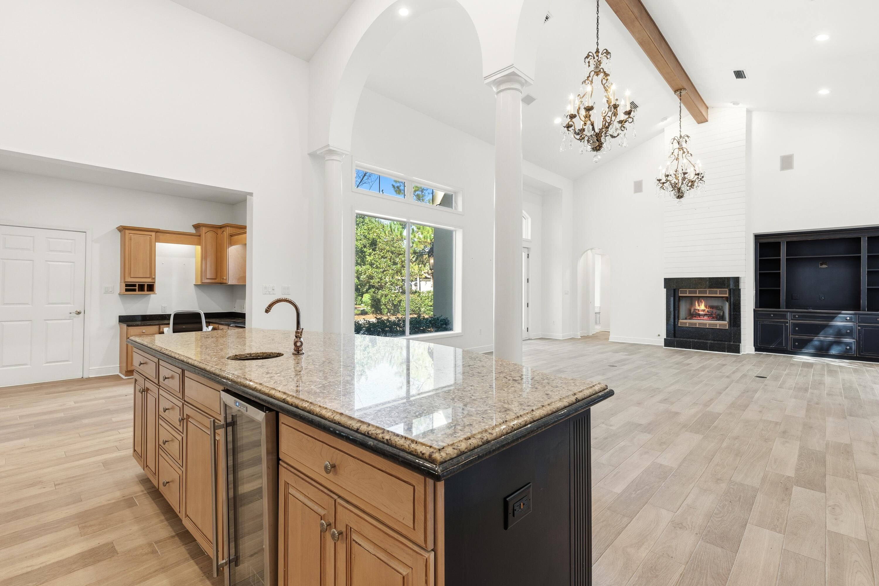 BURNT PINE - Residential Lease