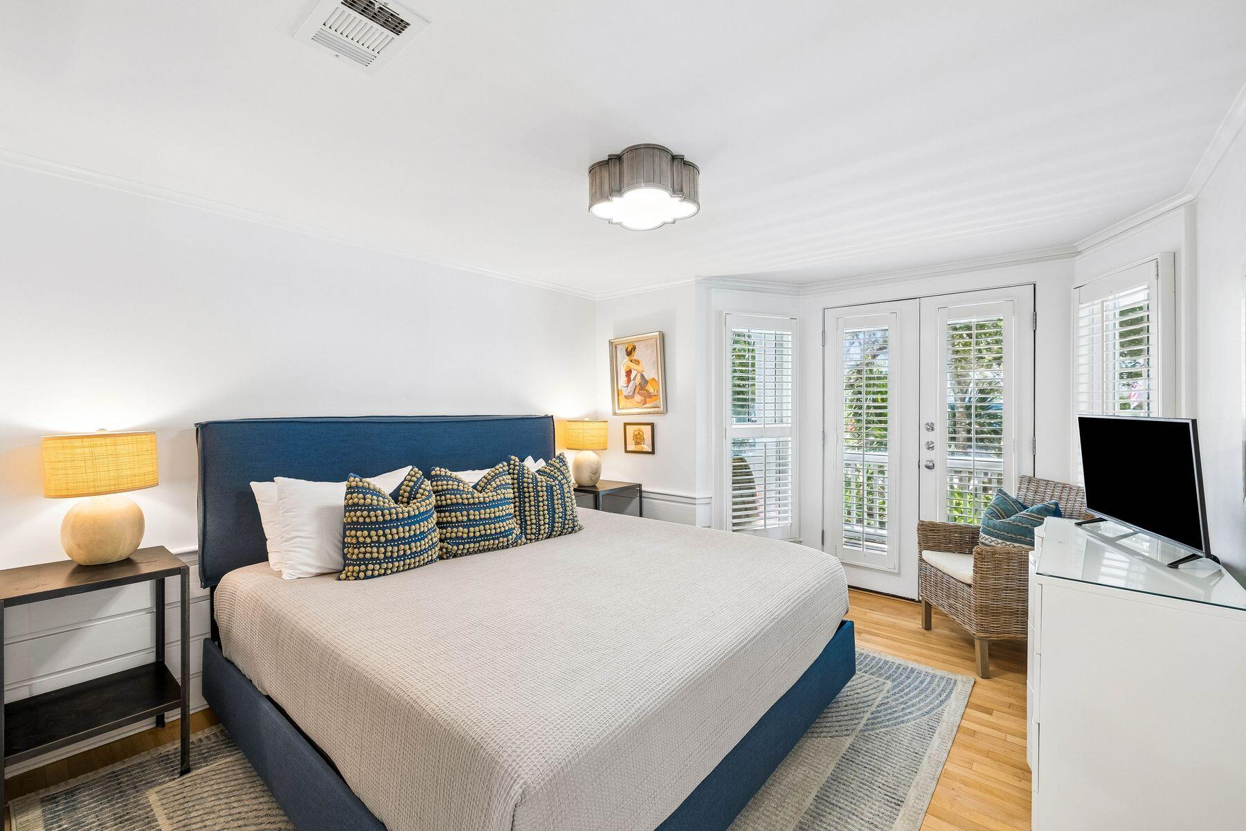 Seaside 6 - Residential
