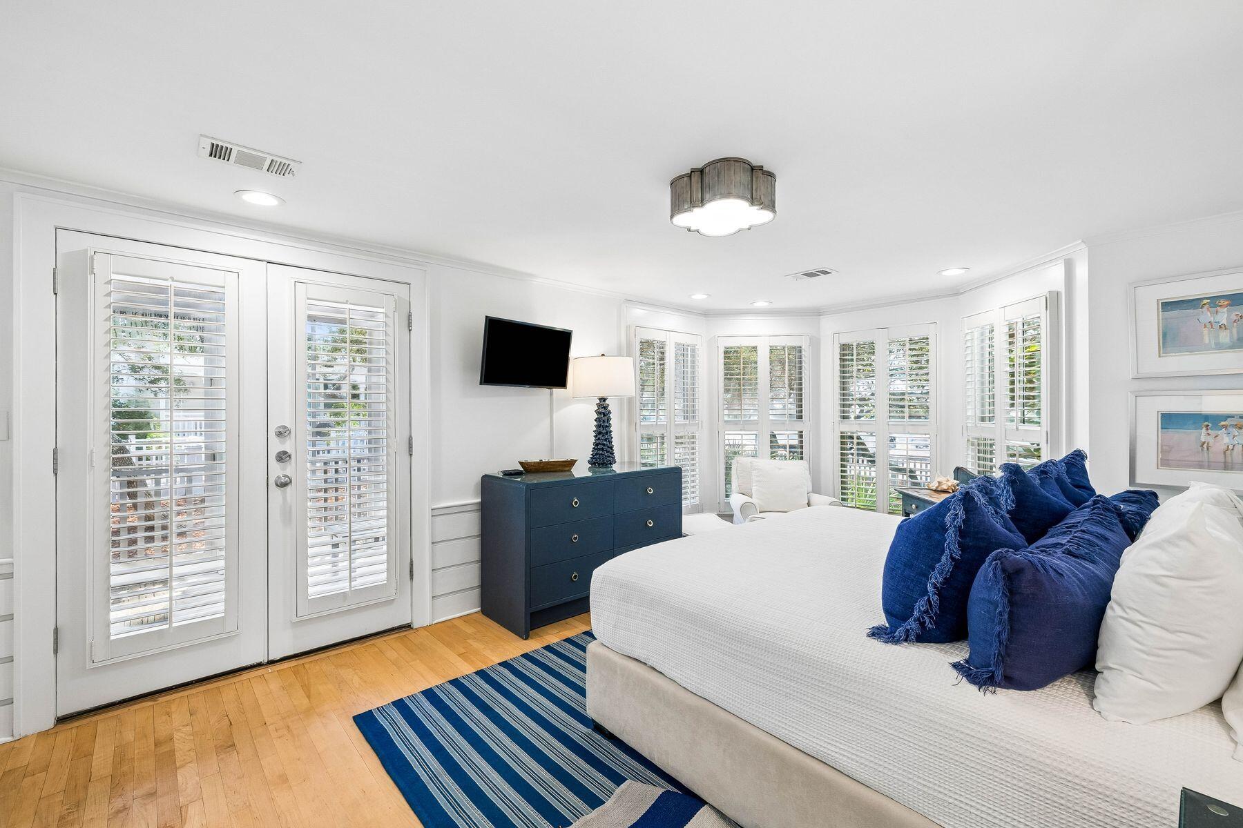 Seaside 6 - Residential