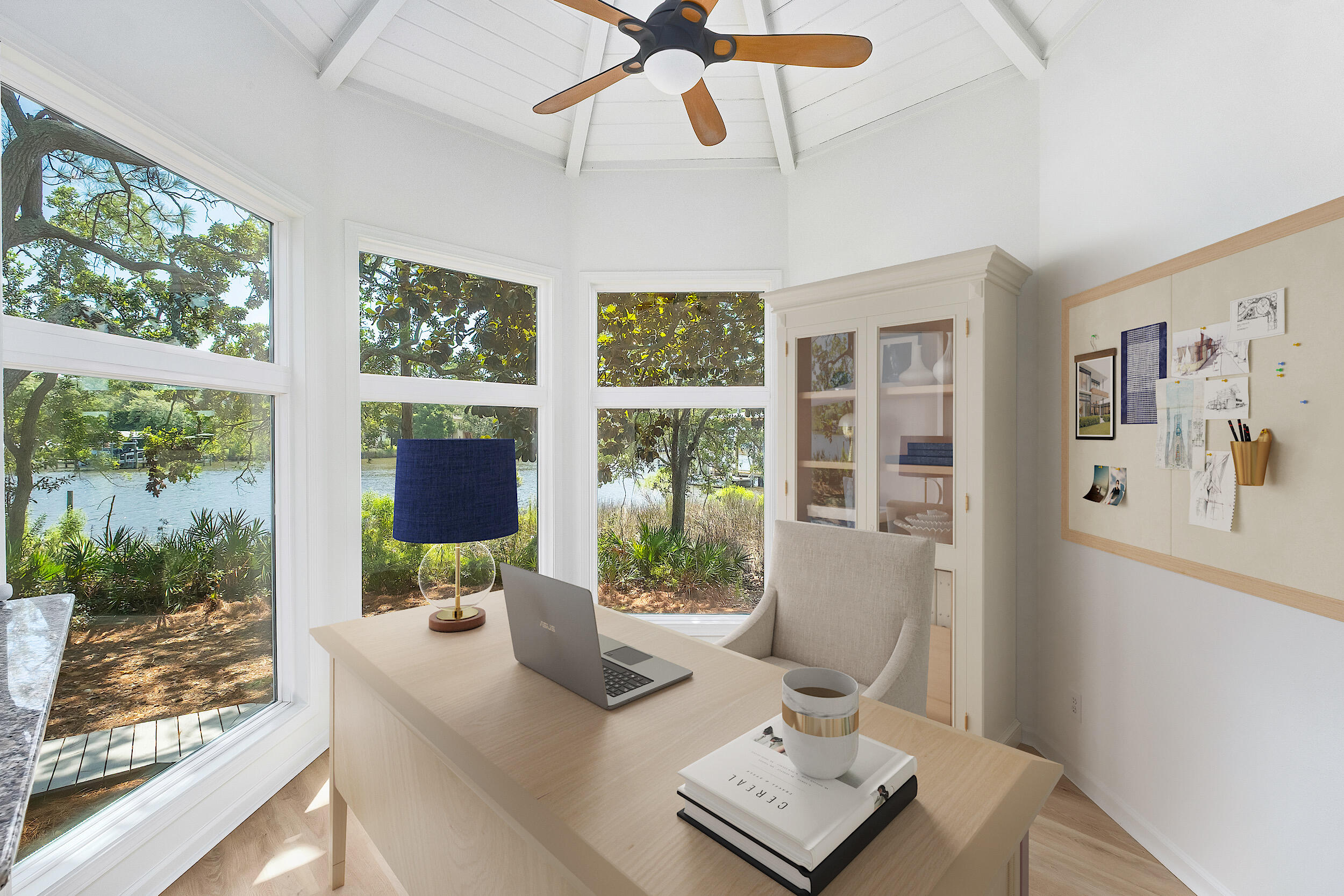 WOODLAND BAYOU ESTATES - Residential