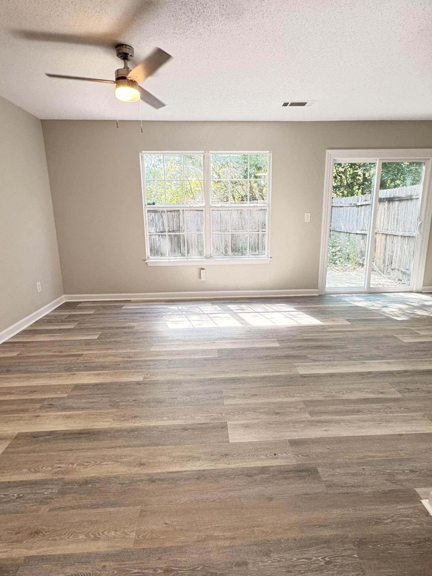 ROLLING PINES - Residential Lease
