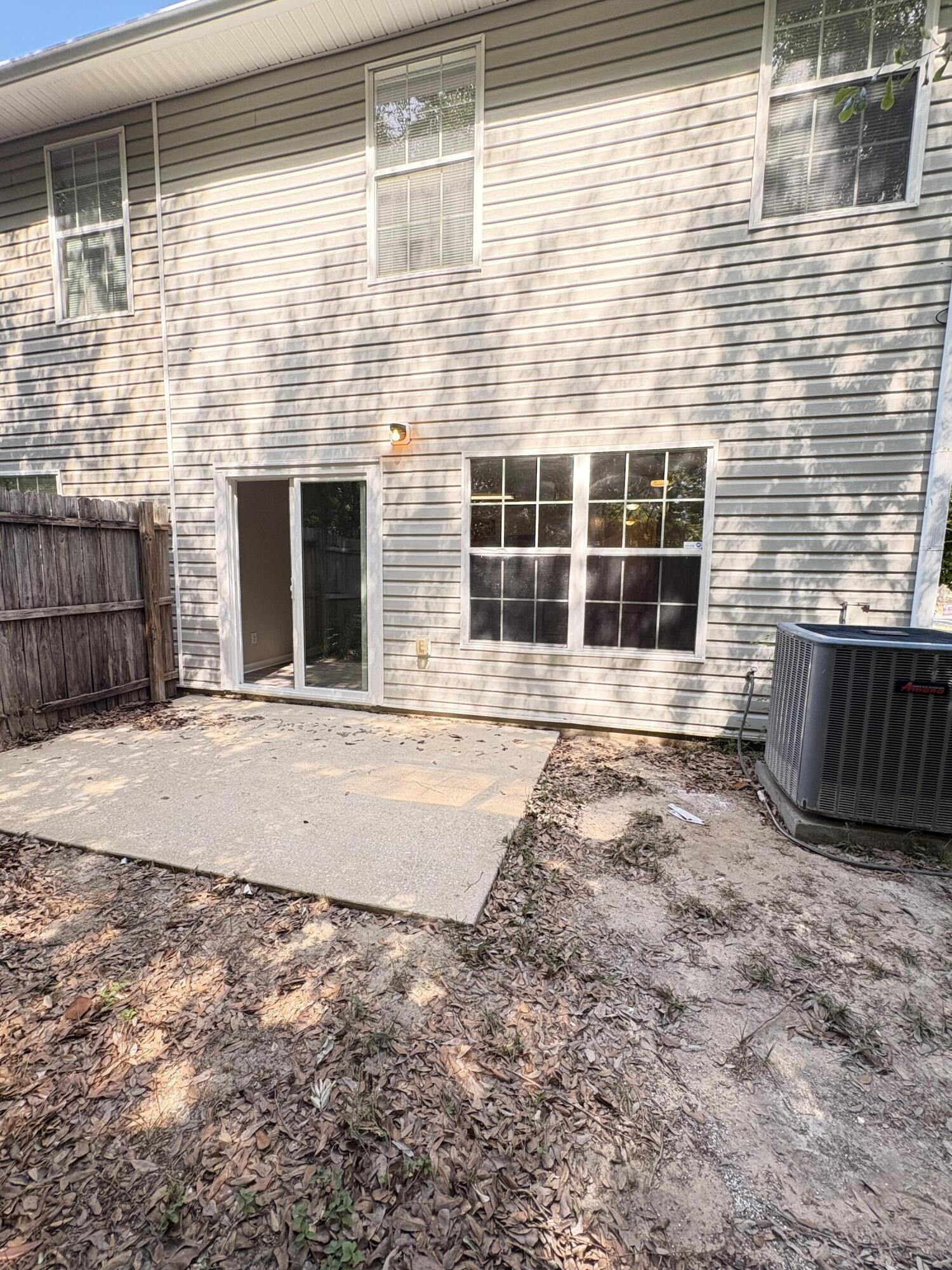 ROLLING PINES - Residential Lease