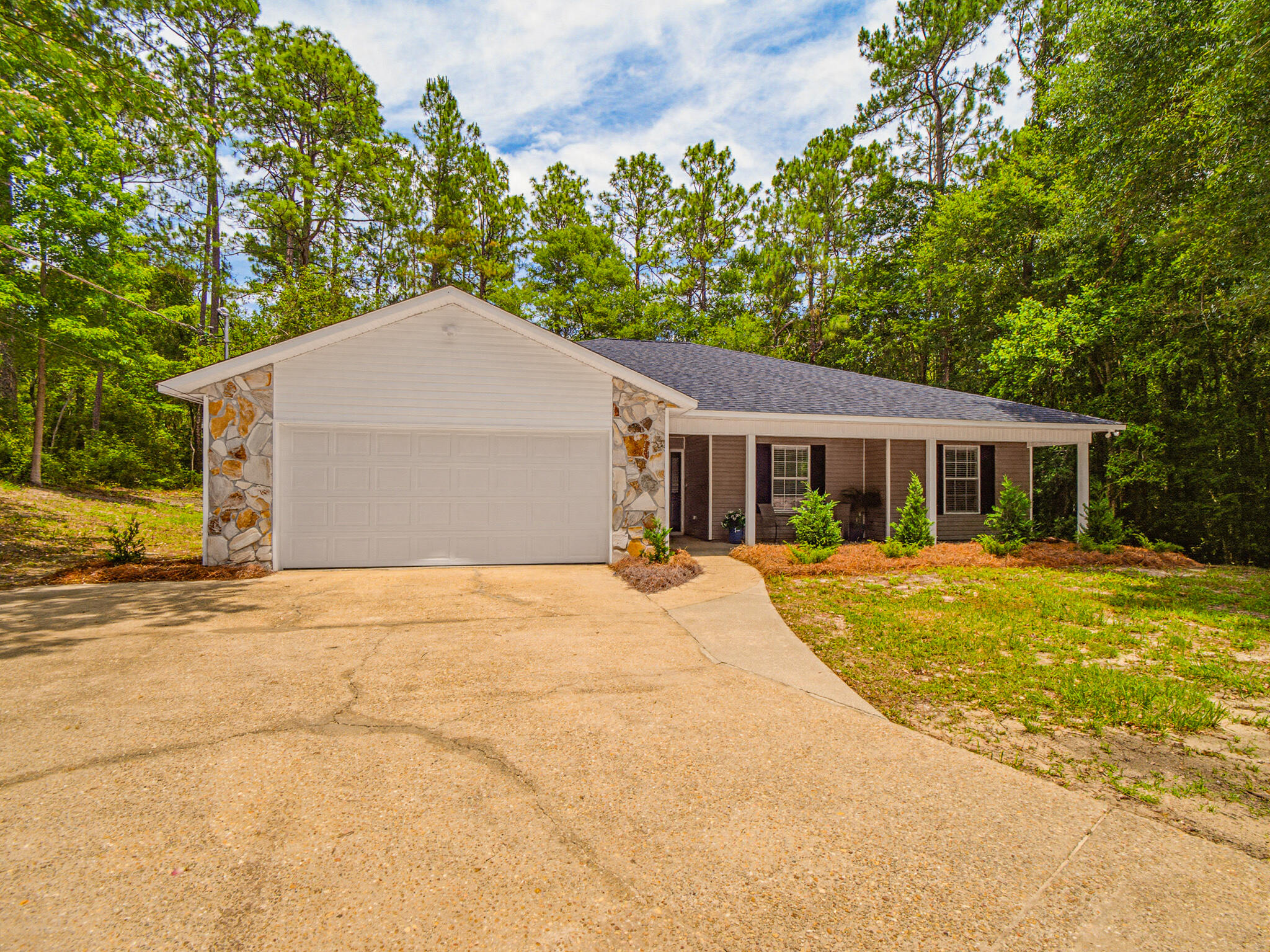 LAKEPOINT S/D PH 1 - Residential