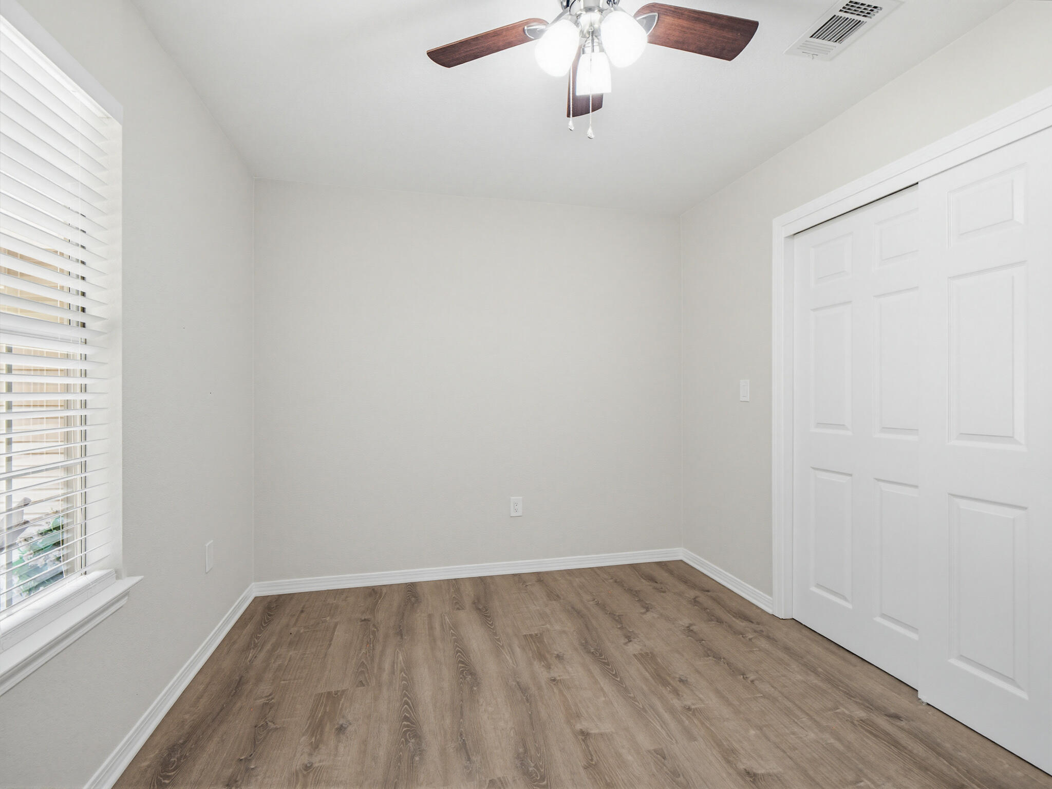 LAKEPOINT S/D PH 1 - Residential