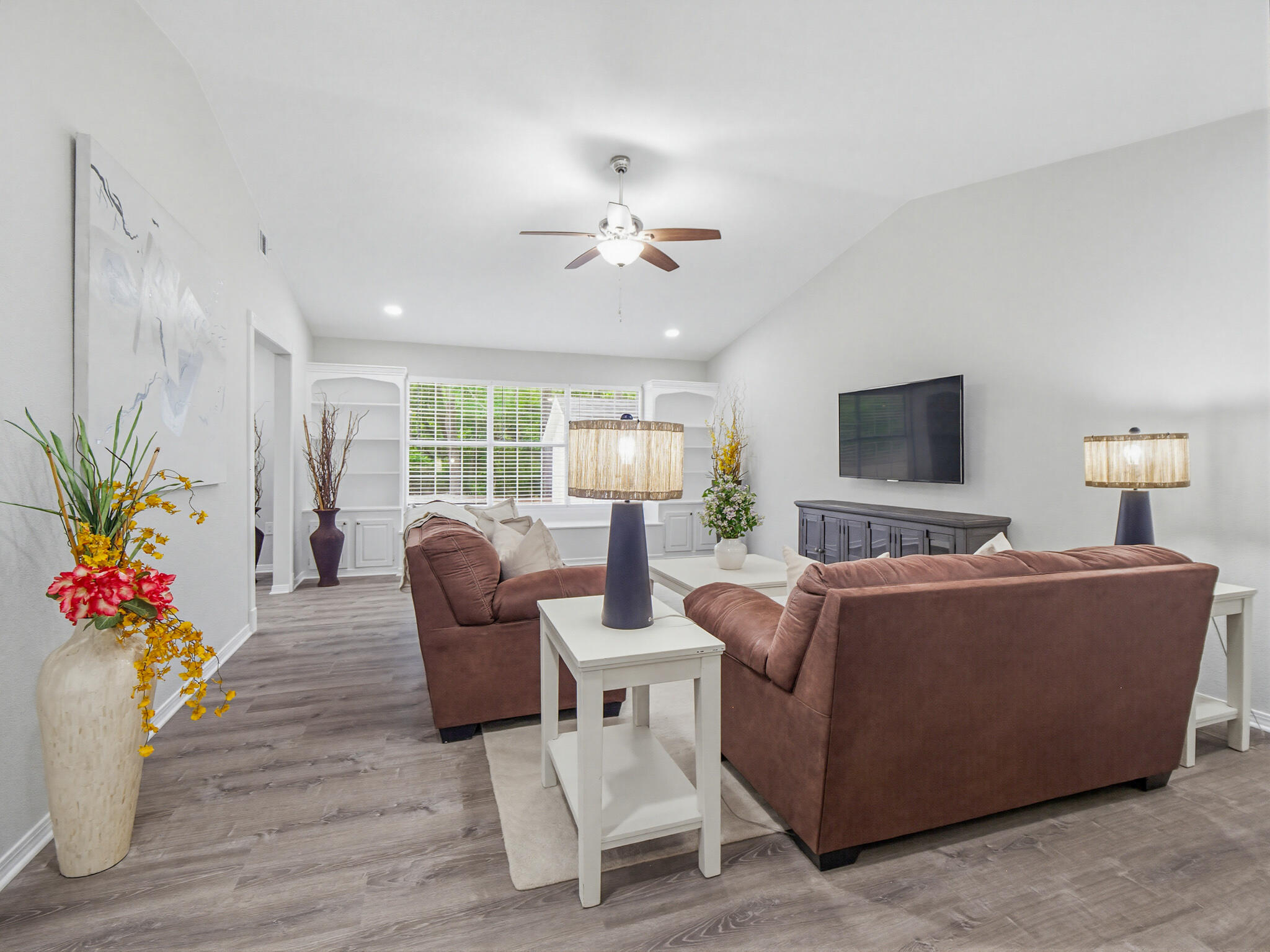 LAKEPOINT S/D PH 1 - Residential