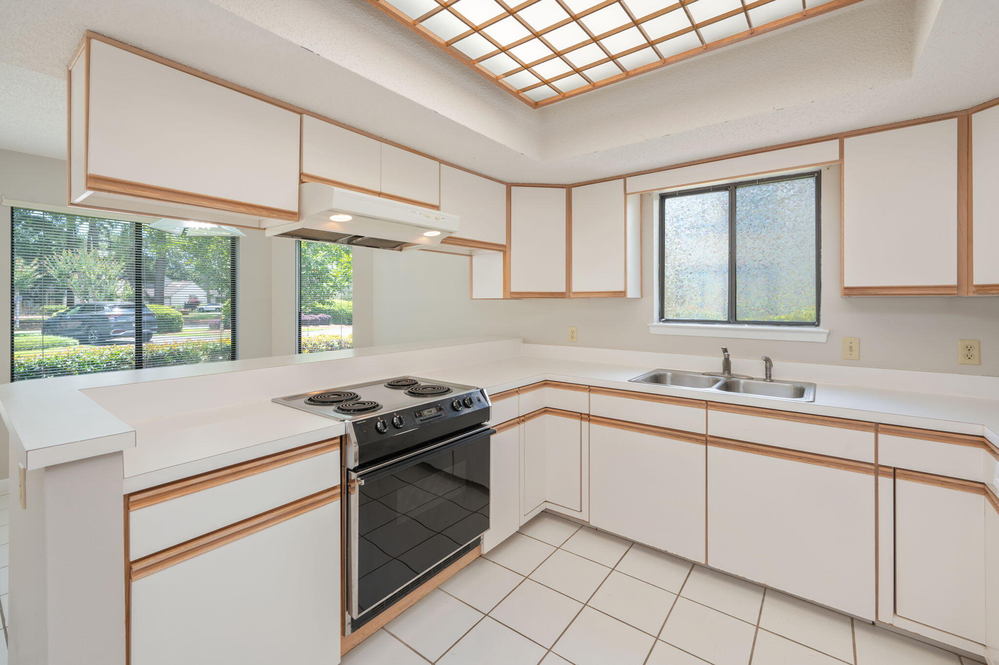 GLENEAGLES GREEN BLUEWATER BAY 2 - Residential Lease