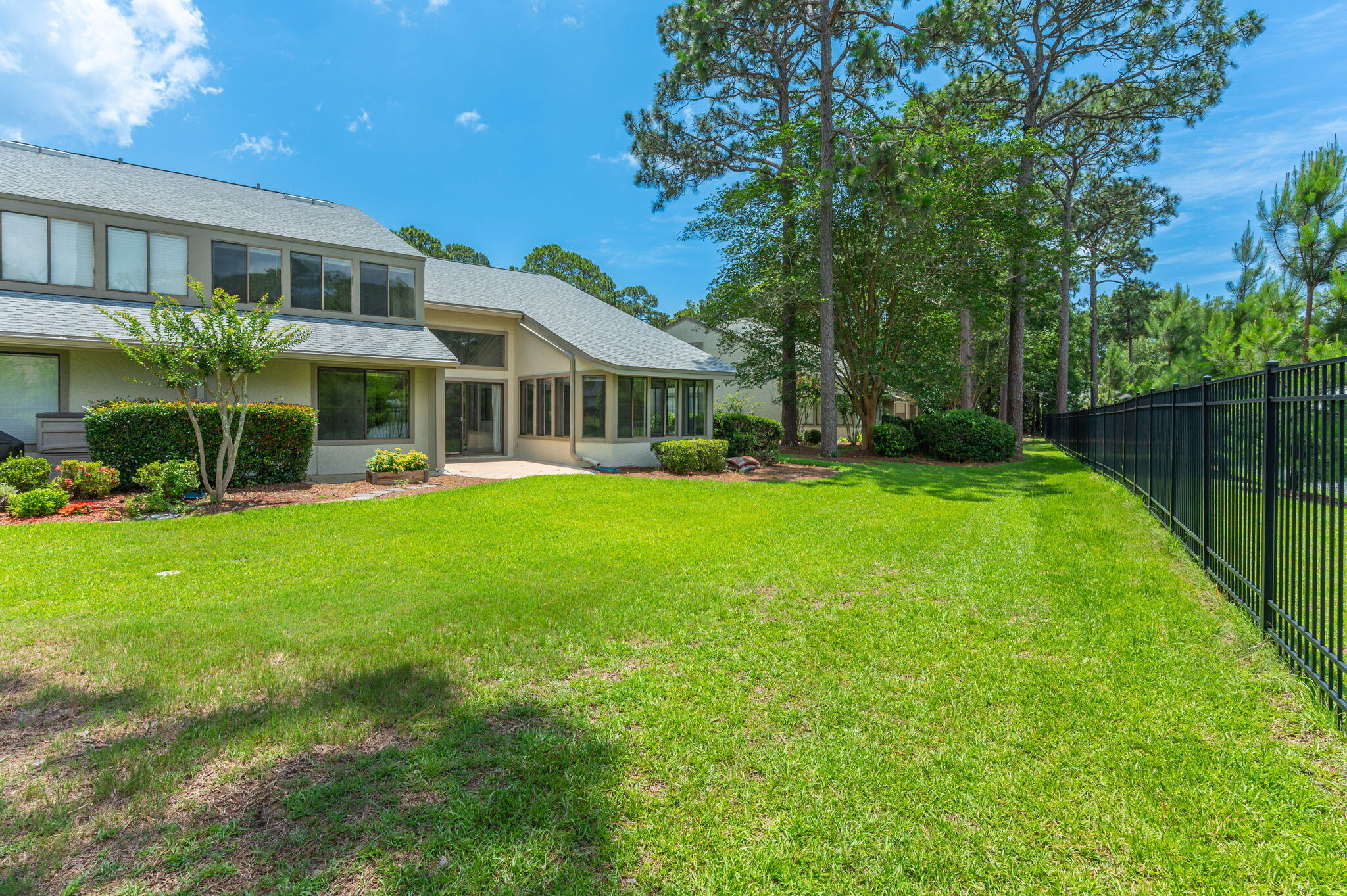 GLENEAGLES GREEN BLUEWATER BAY 2 - Residential Lease
