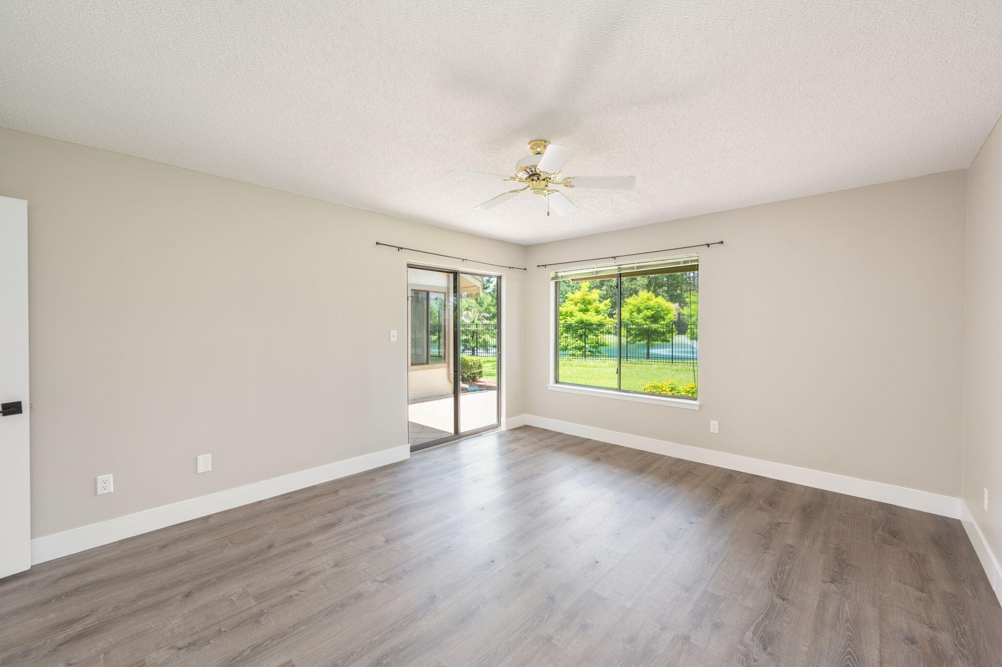 GLENEAGLES GREEN BLUEWATER BAY 2 - Residential Lease