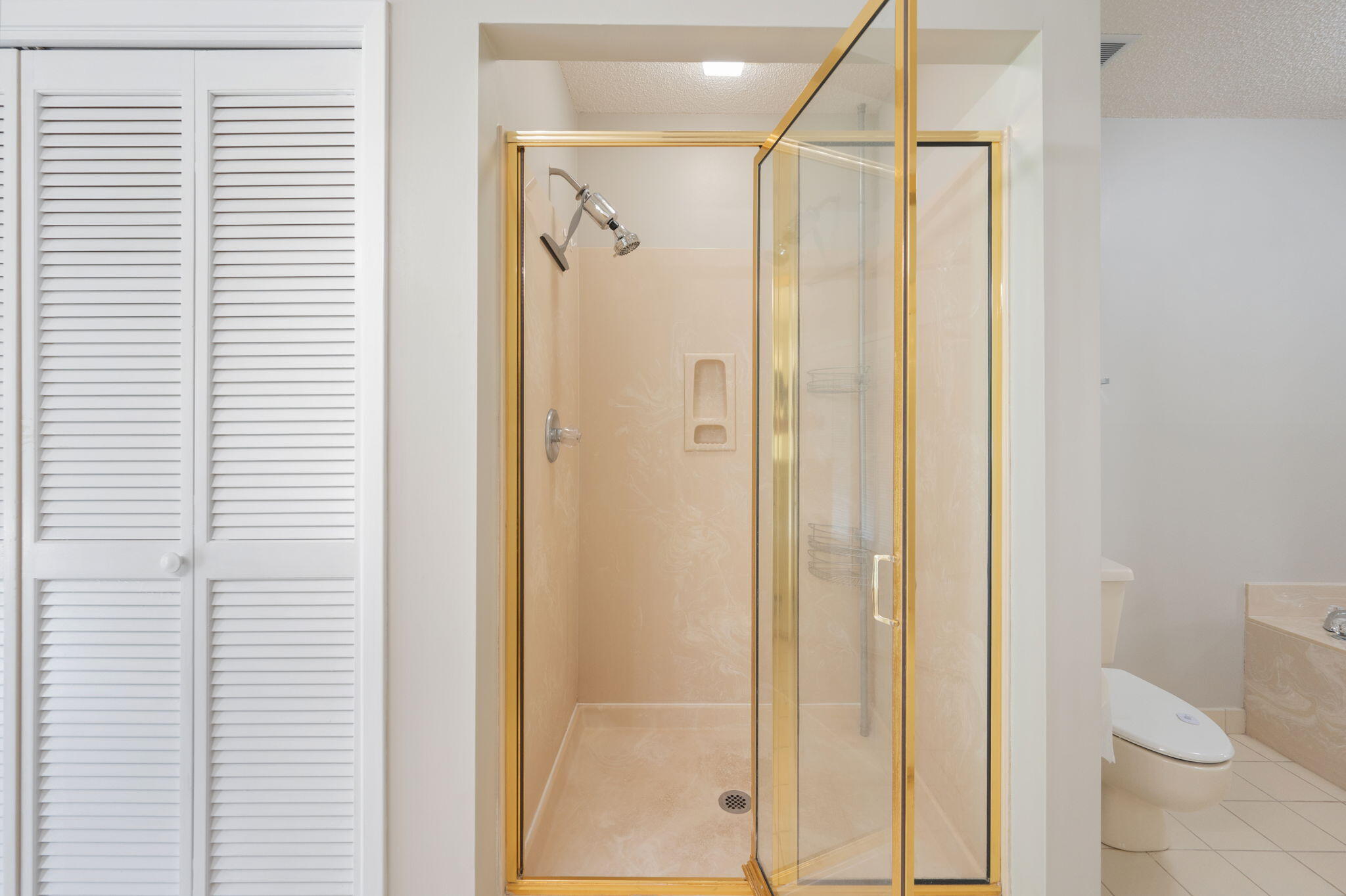 GLENEAGLES GREEN BLUEWATER BAY 2 - Residential Lease