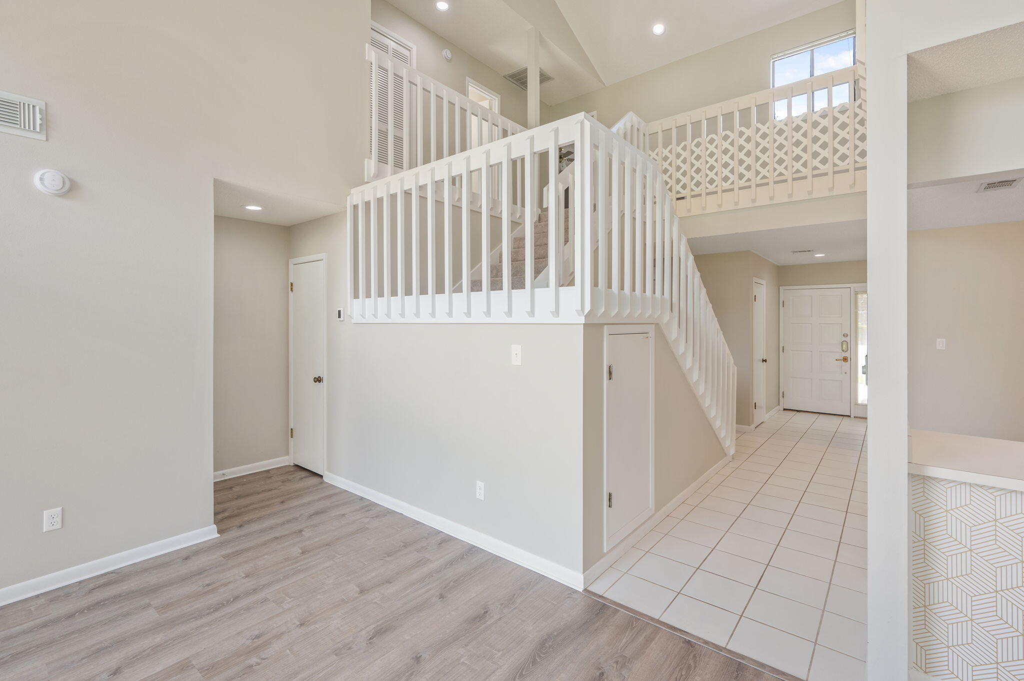 GLENEAGLES GREEN BLUEWATER BAY 2 - Residential Lease