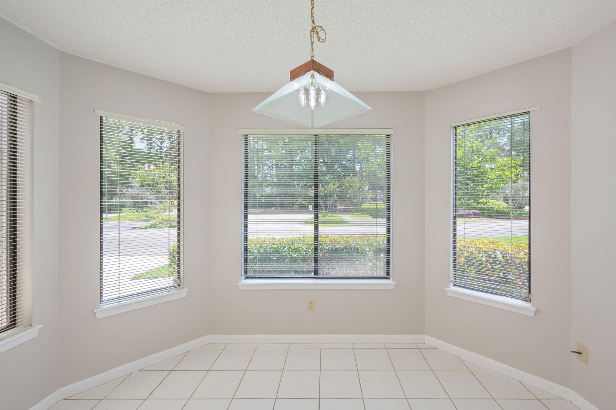 GLENEAGLES GREEN BLUEWATER BAY 2 - Residential Lease