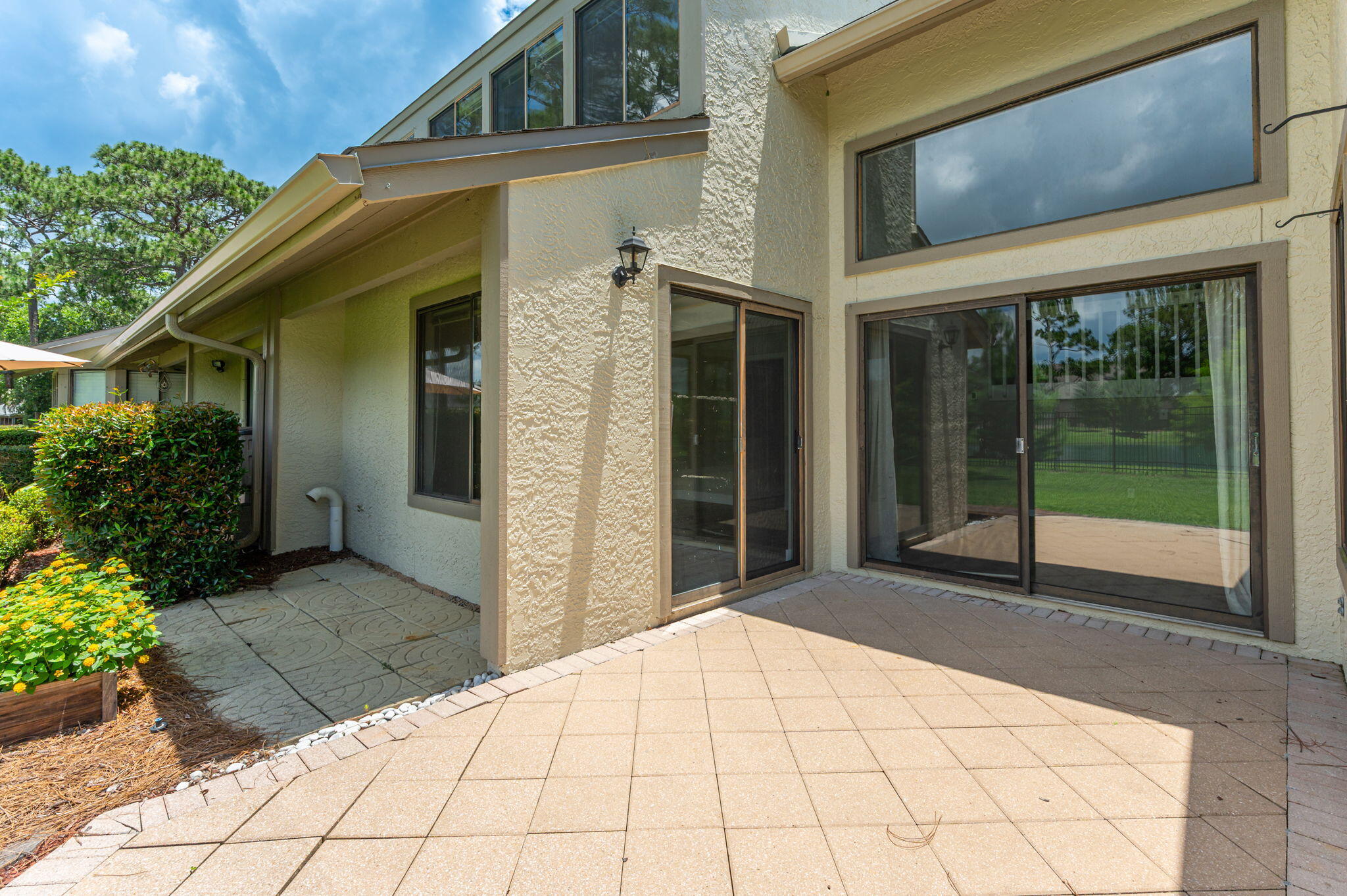 GLENEAGLES GREEN BLUEWATER BAY 2 - Residential Lease