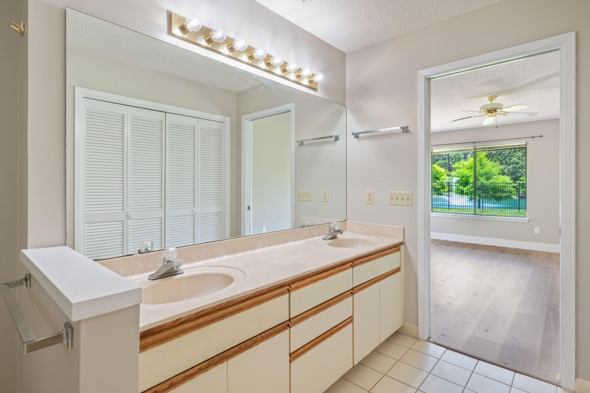 GLENEAGLES GREEN BLUEWATER BAY 2 - Residential Lease
