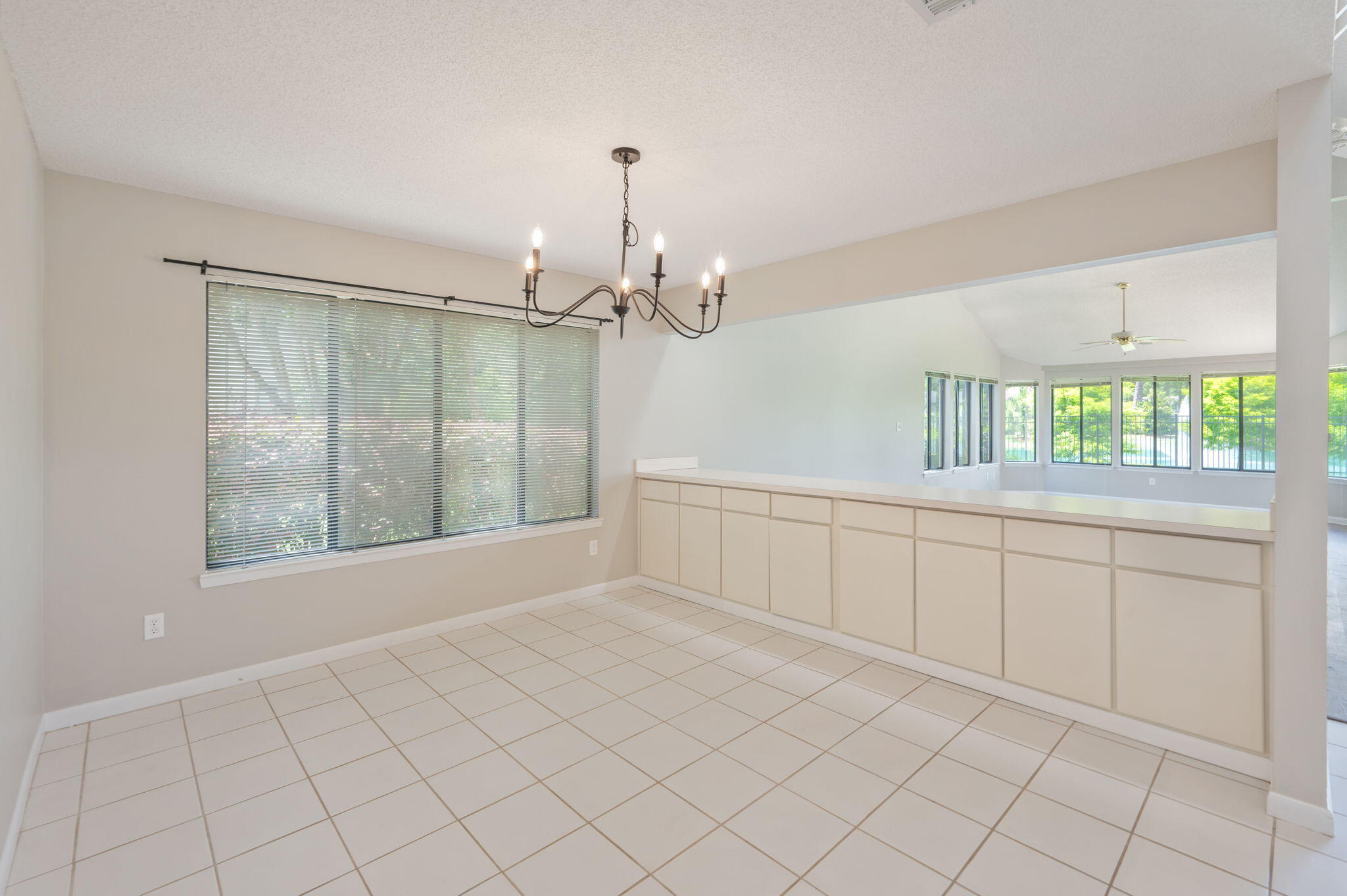 GLENEAGLES GREEN BLUEWATER BAY 2 - Residential Lease