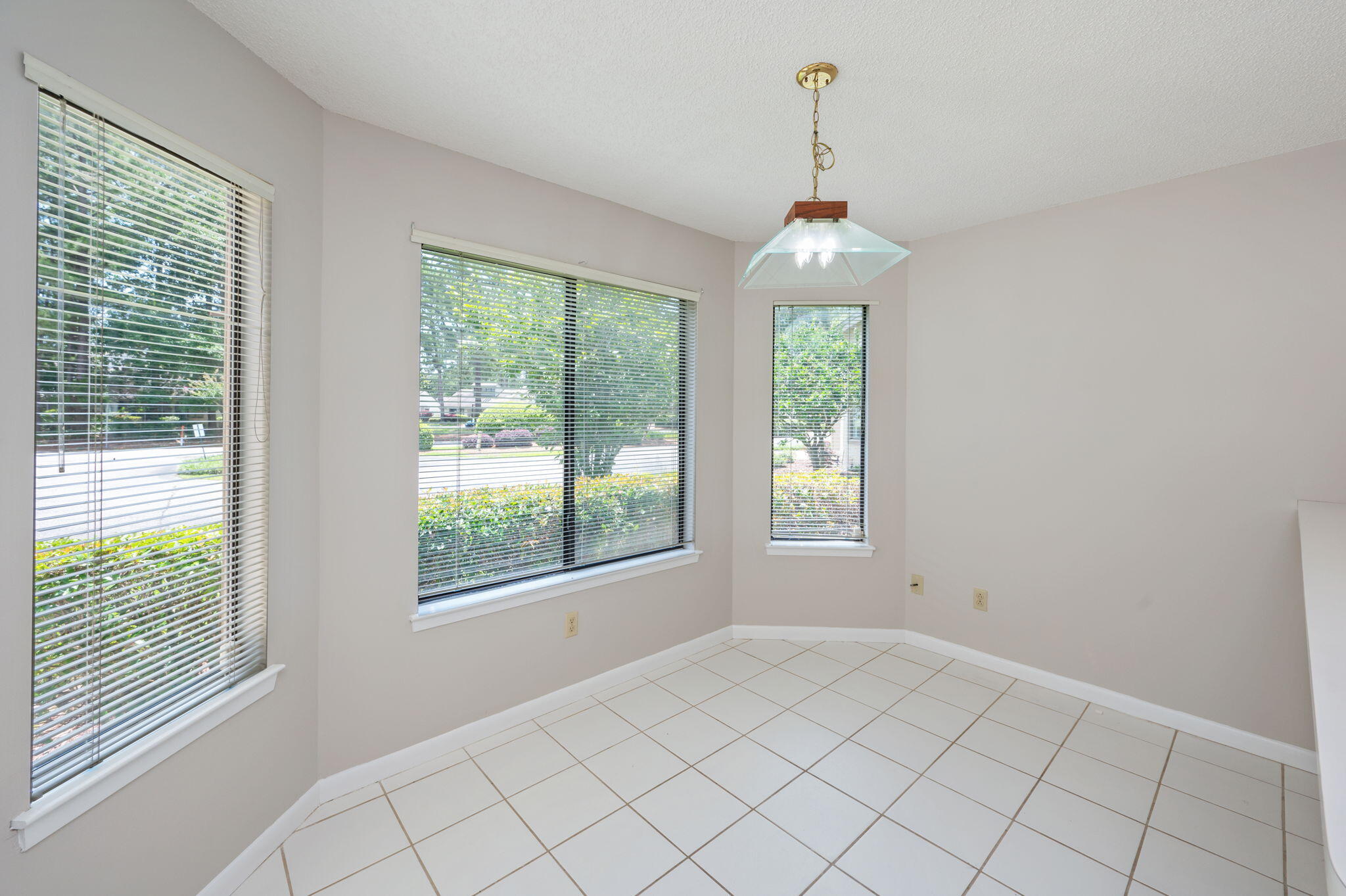 GLENEAGLES GREEN BLUEWATER BAY 2 - Residential Lease