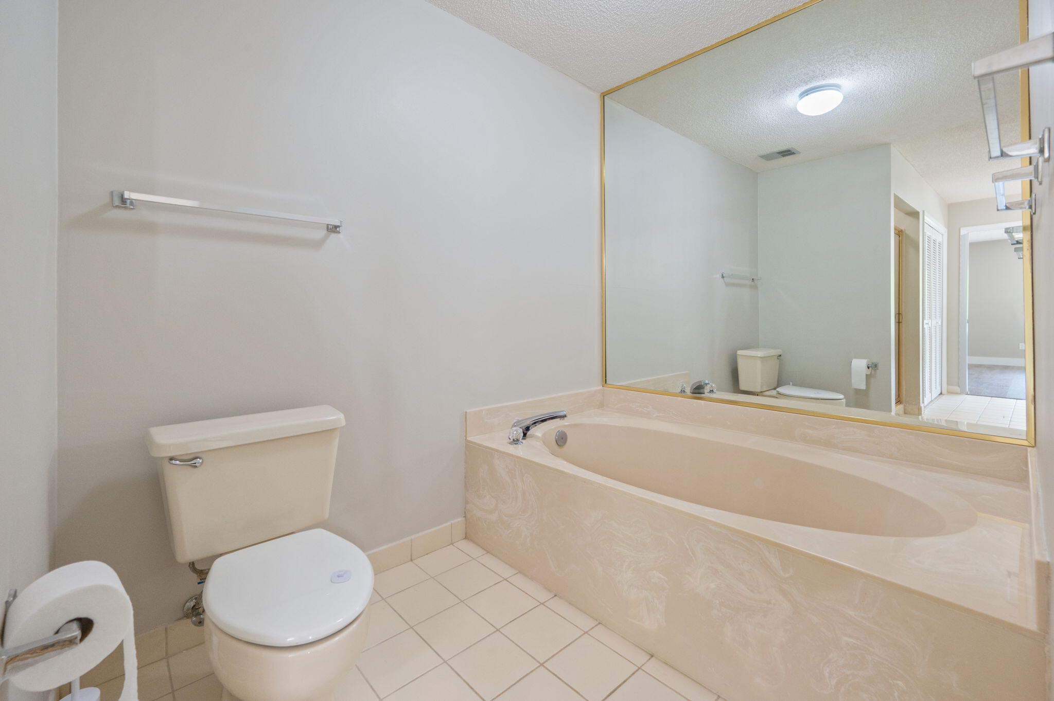 GLENEAGLES GREEN BLUEWATER BAY 2 - Residential Lease