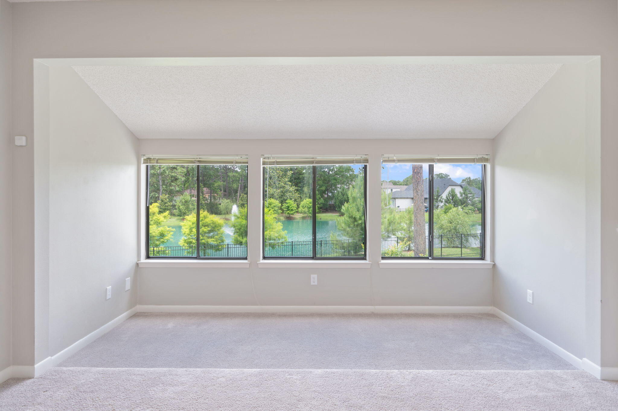 GLENEAGLES GREEN BLUEWATER BAY 2 - Residential Lease