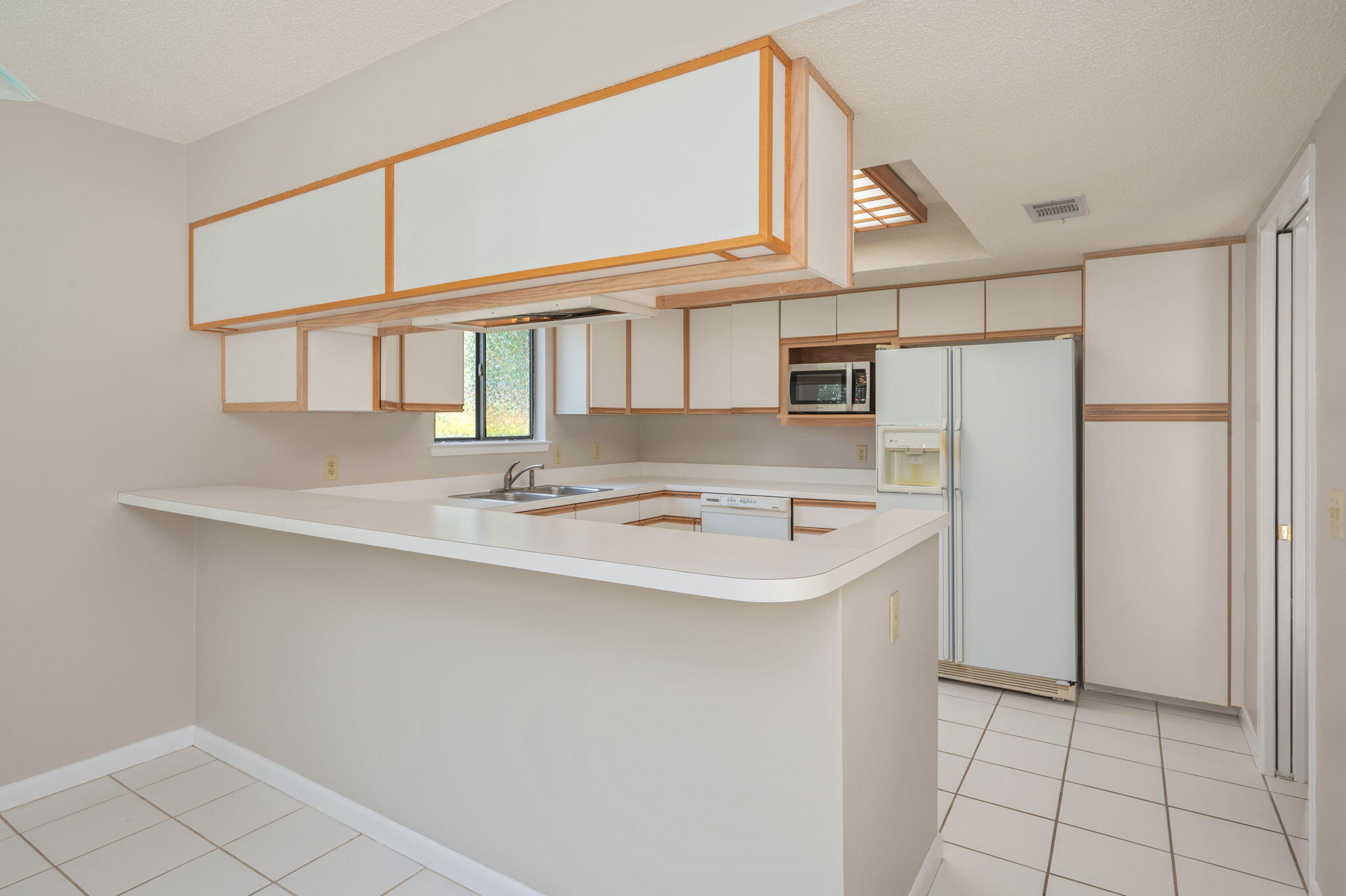 GLENEAGLES GREEN BLUEWATER BAY 2 - Residential Lease