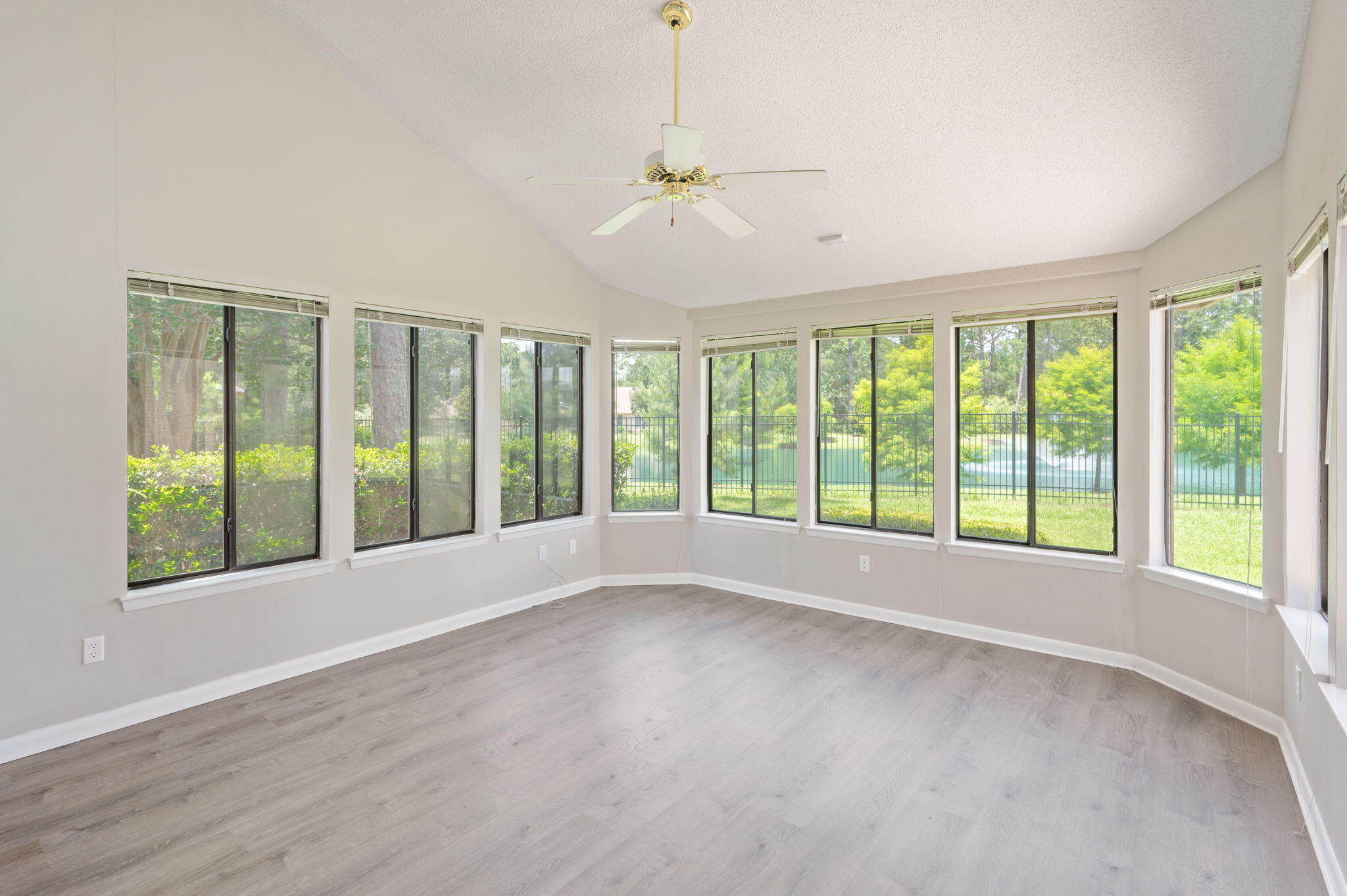 GLENEAGLES GREEN BLUEWATER BAY 2 - Residential Lease