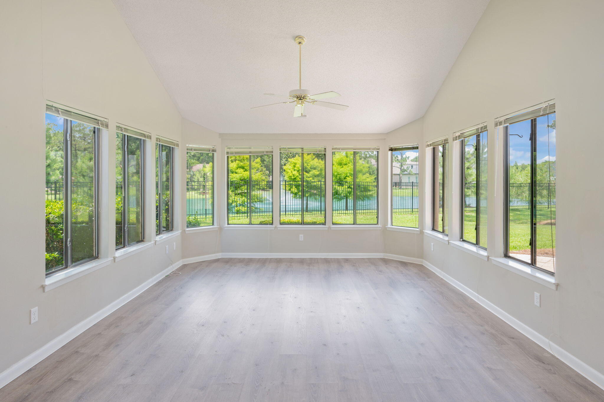 GLENEAGLES GREEN BLUEWATER BAY 2 - Residential Lease