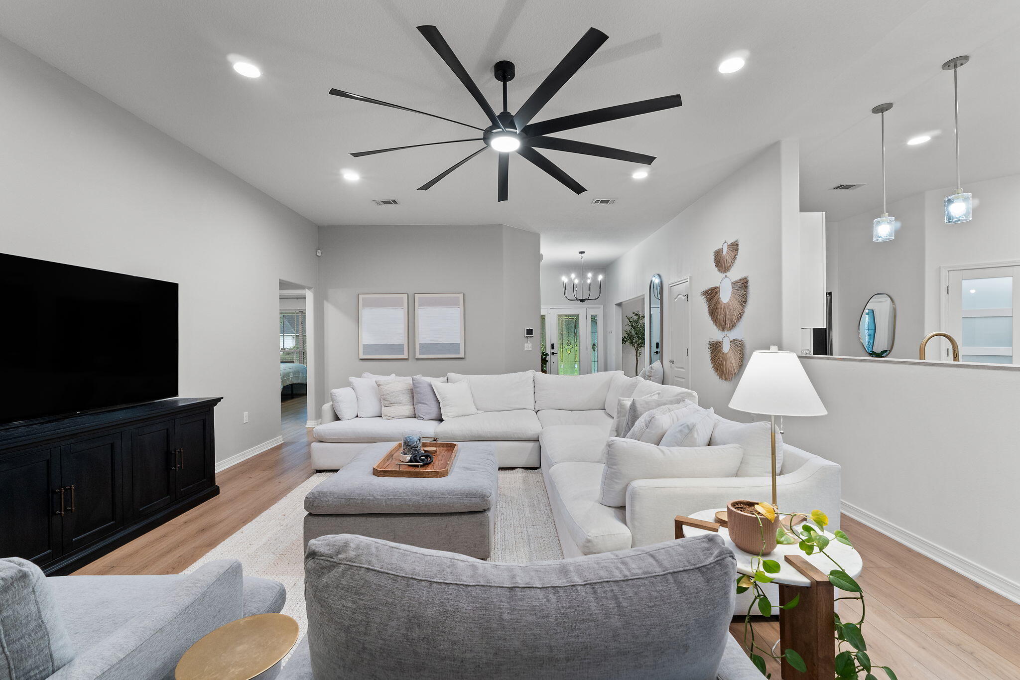 HOLLEY BY THE SEA - Residential