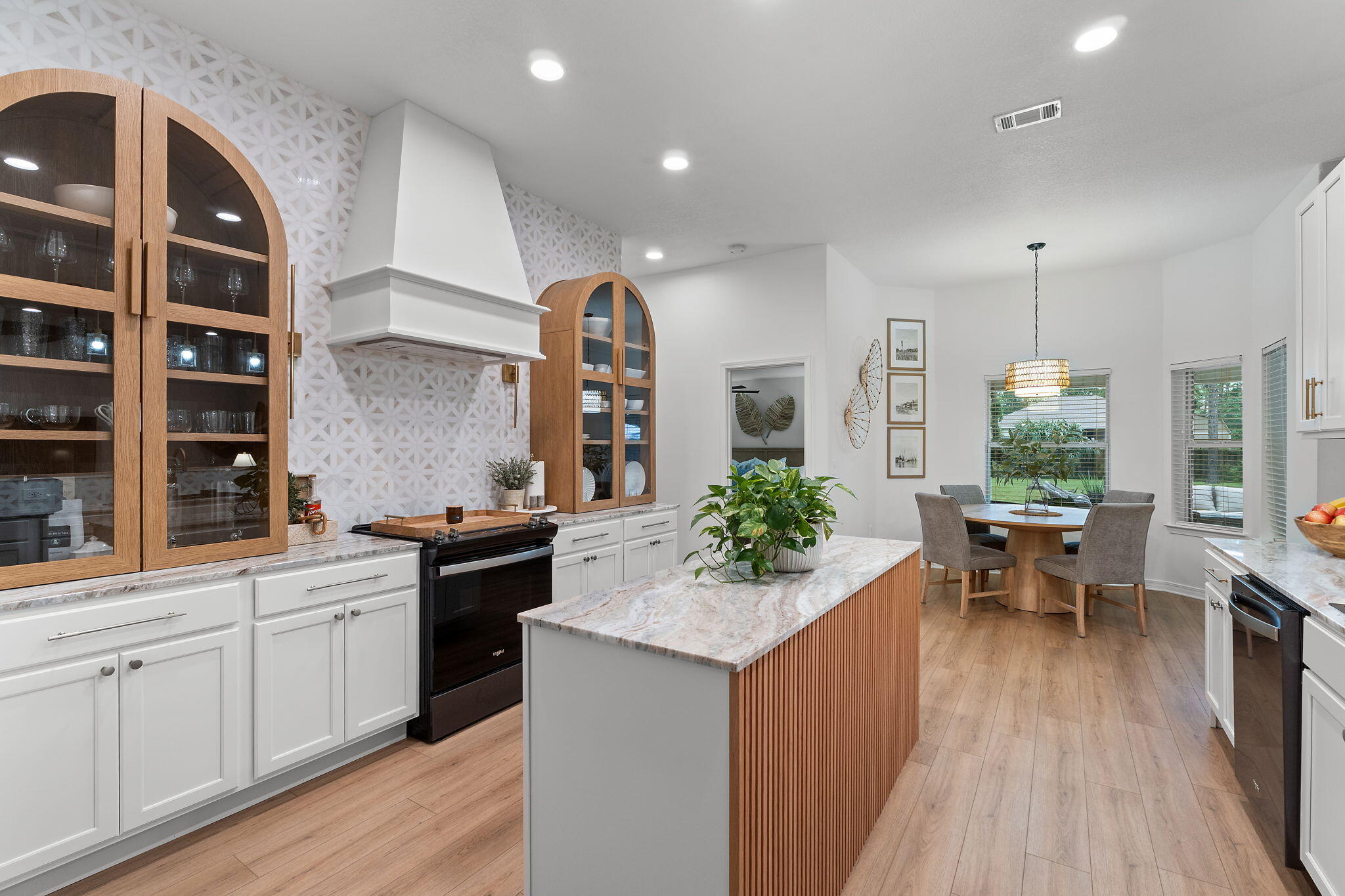 HOLLEY BY THE SEA - Residential