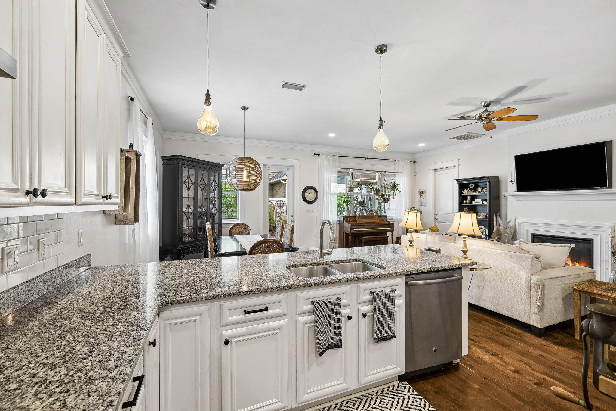 Paradise Cove - Residential