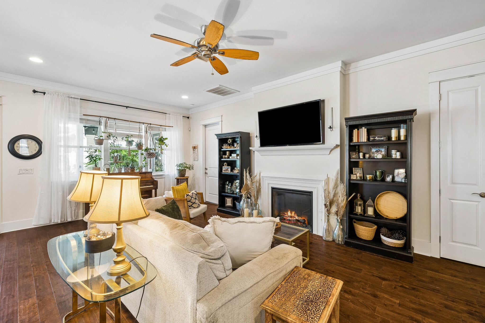 Paradise Cove - Residential