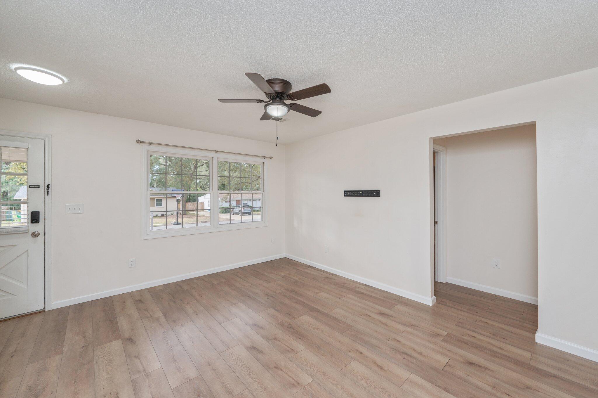 PINECREST HILLS - Residential Lease