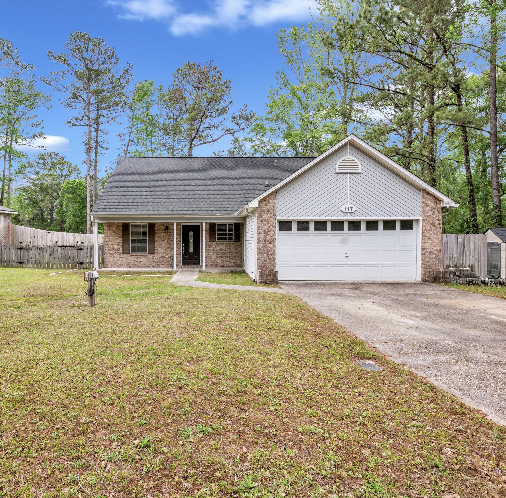 FOXWOOD ESTATES 1 - Residential