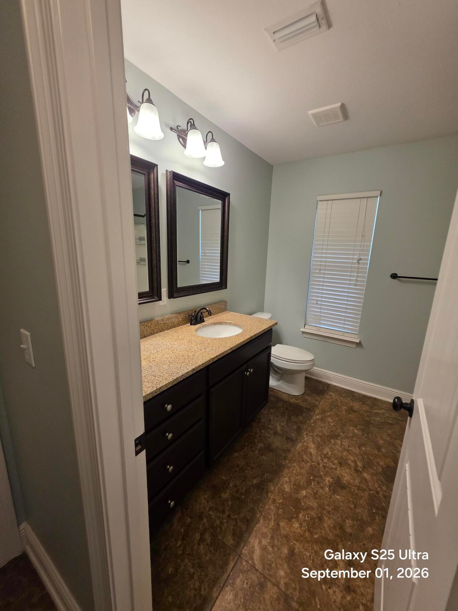 TRAILWOOD ESTATES - Residential Lease