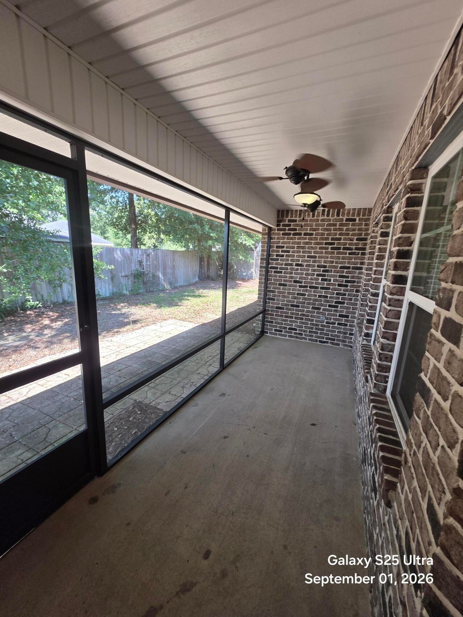TRAILWOOD ESTATES - Residential Lease