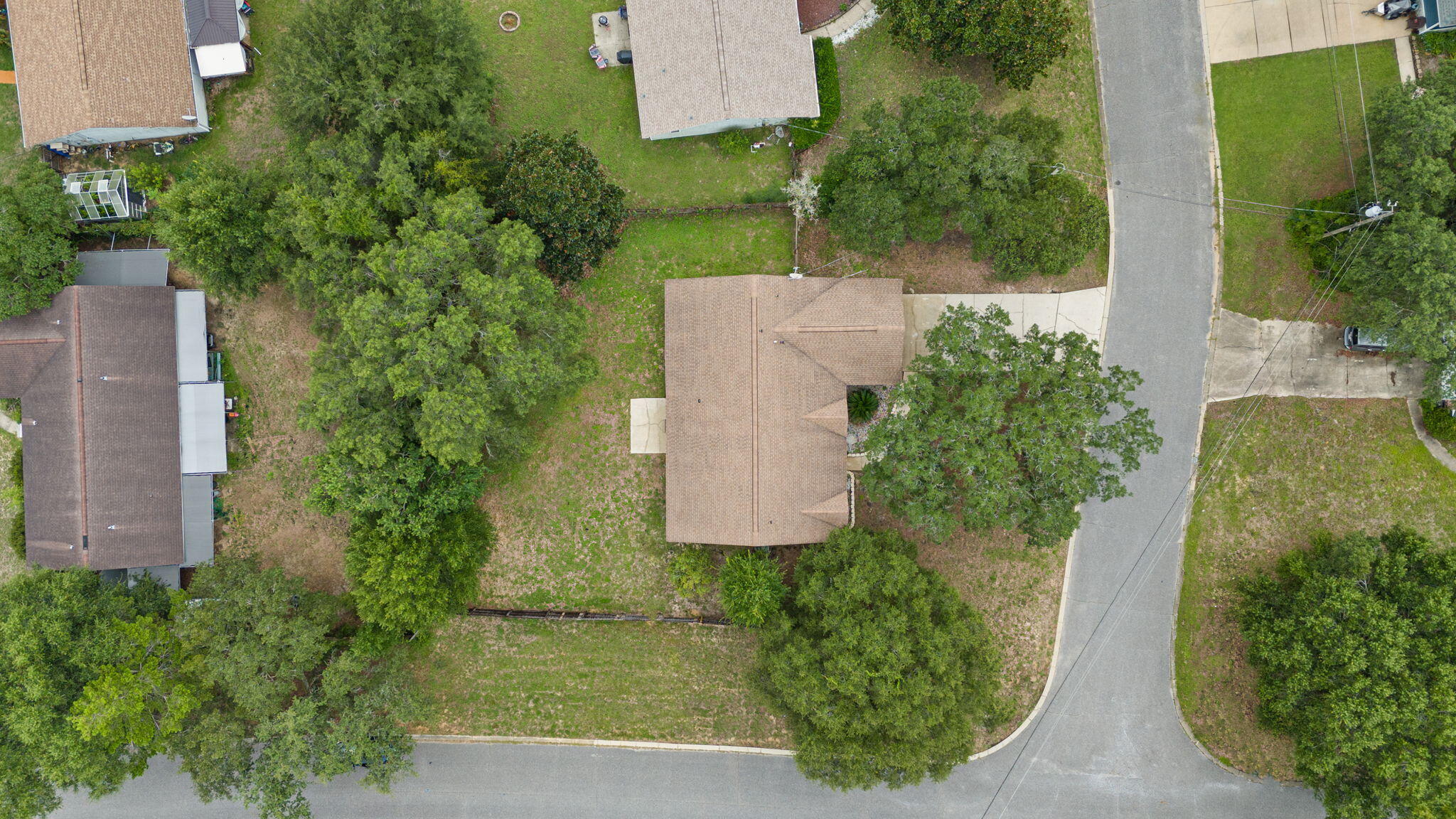 COUNTRY BREEZE ESTATES - Residential