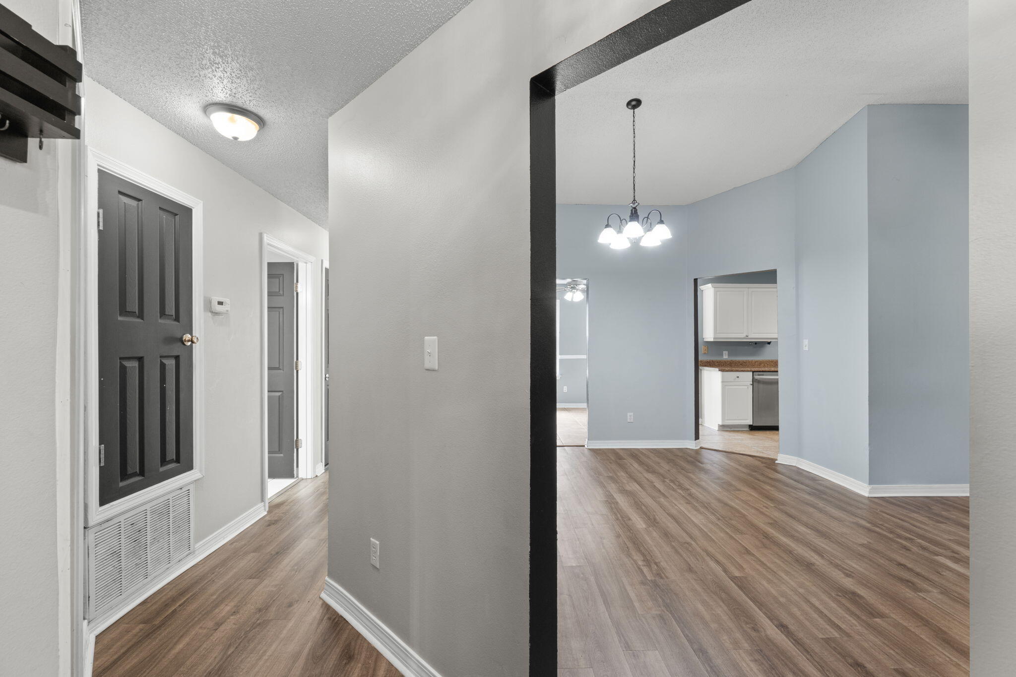 COUNTRY BREEZE ESTATES - Residential