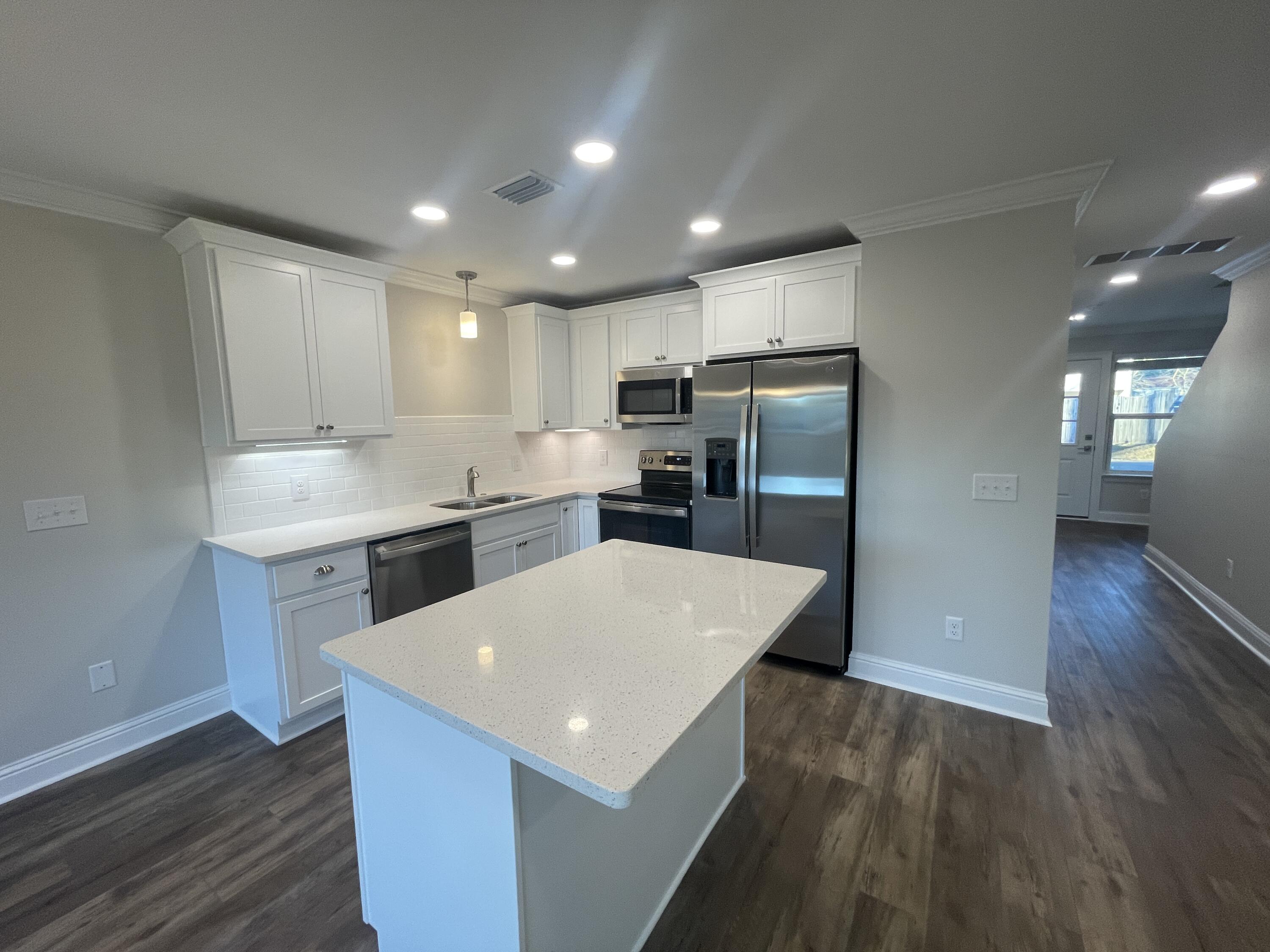 BLUEWATER COMMON - Residential Lease