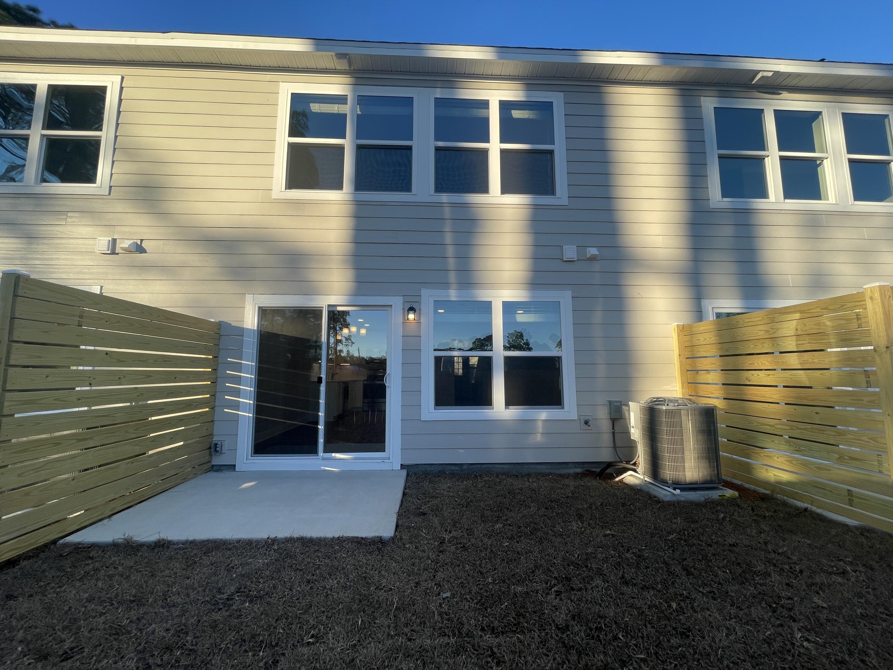 BLUEWATER COMMON - Residential Lease