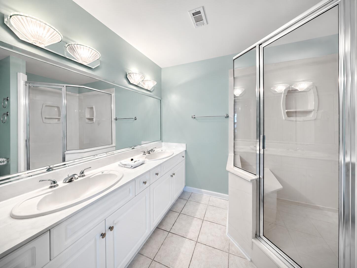 RAMSGATE HARBOUR PH 1 CONDO - Residential
